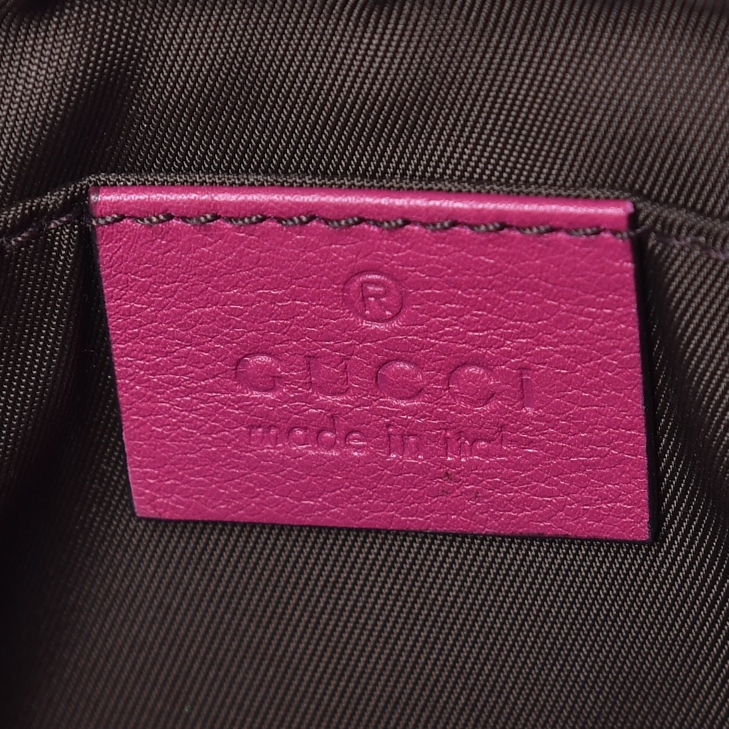 Gucci Soft Patent Soho Cosmetic Case Bright Bougainvillea 6 of 9