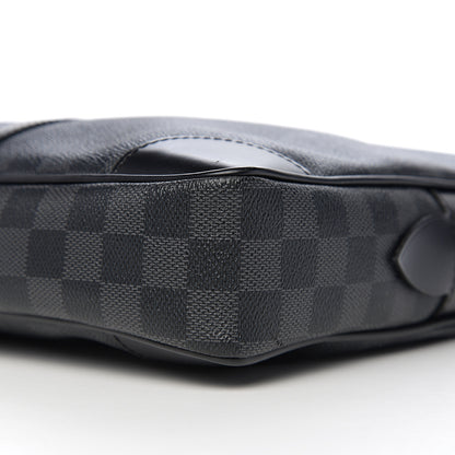 Louis Vuitton Damier Graphite Porte-Documents Voyage 7 of 8