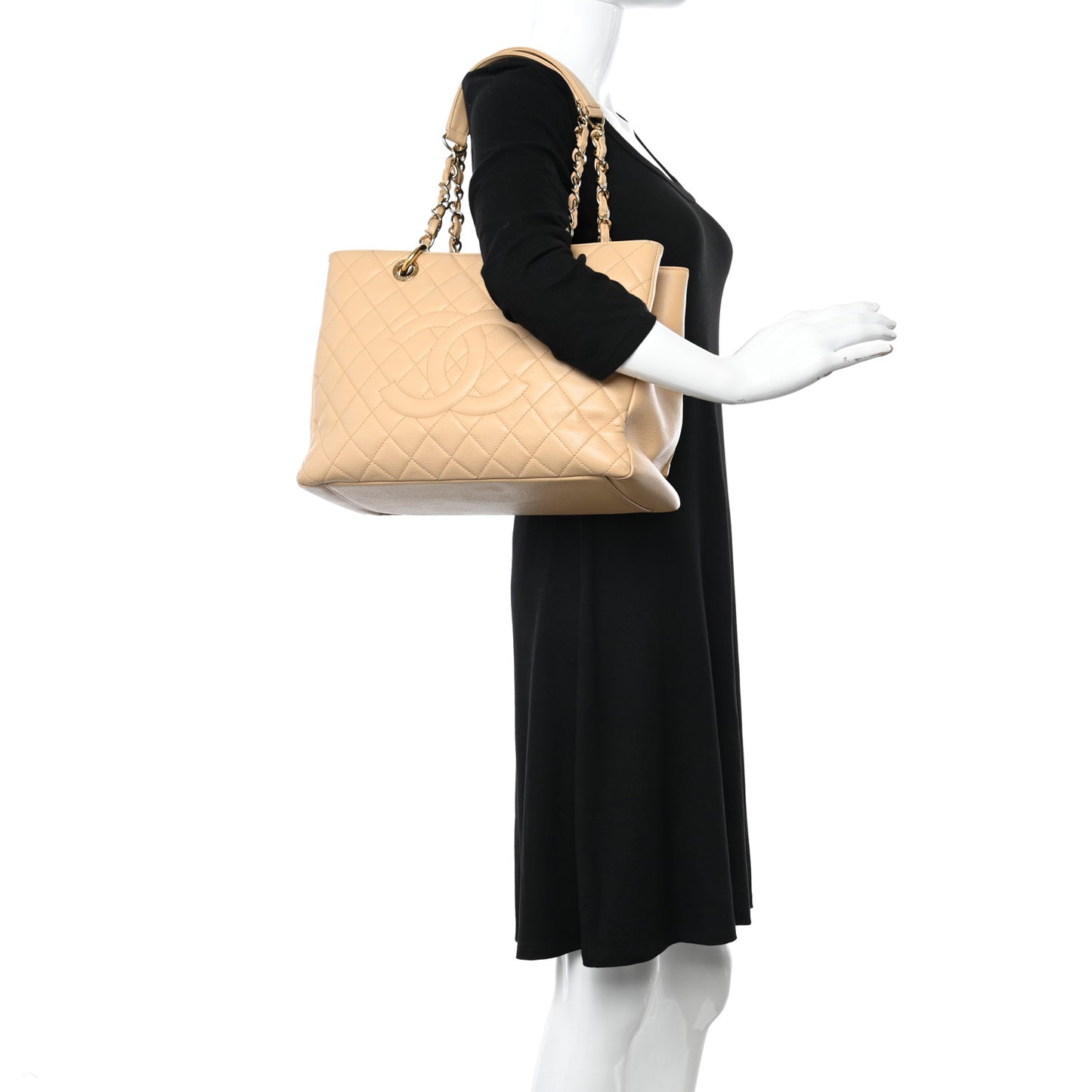 Caviar Quilted Grand Shopping Tote GST Beige Clair