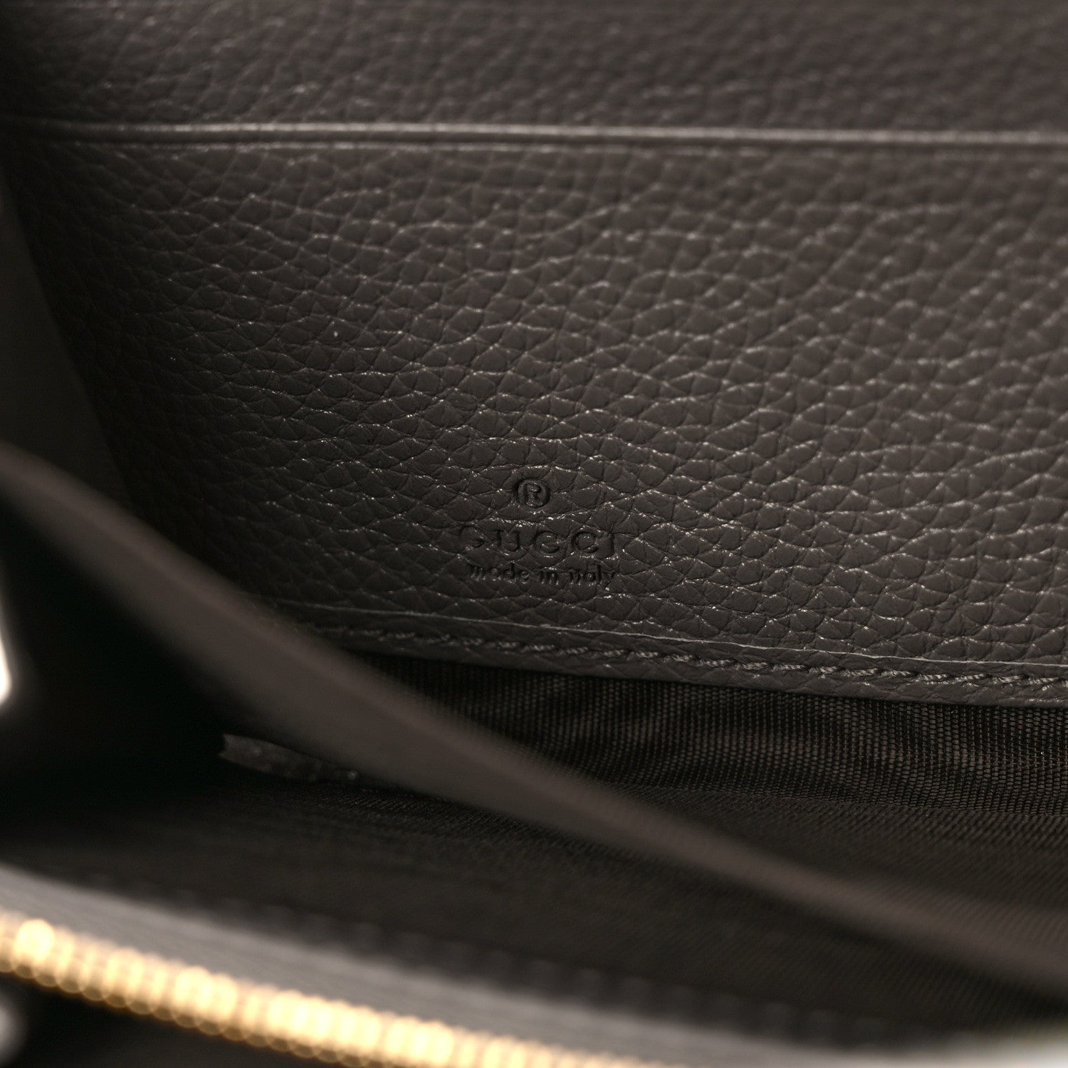 Gucci Grainy Calfskin Zumi Zip Around Wallet Dusty Grey 6 of 7