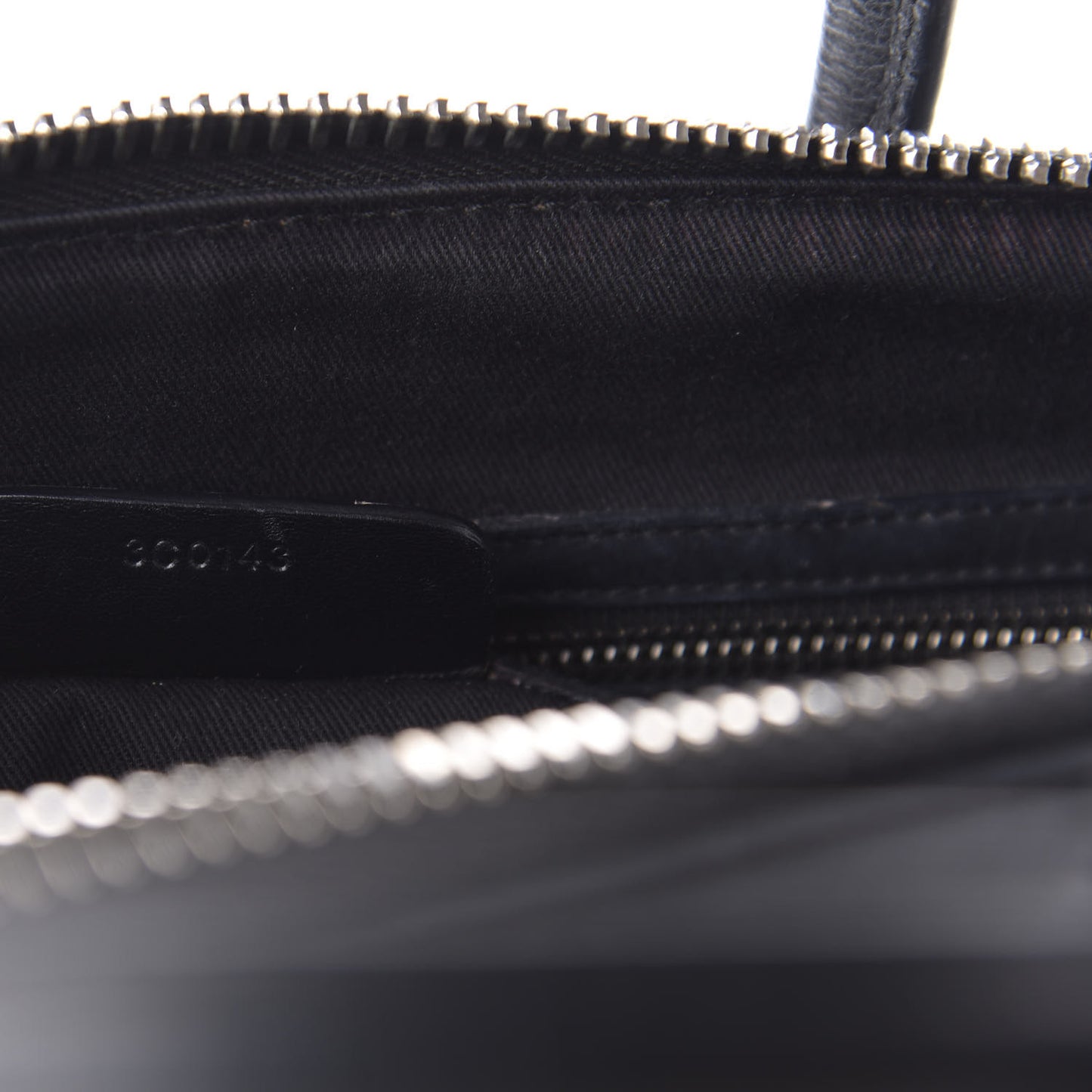 Sugar Goatskin Medium Antigona Black