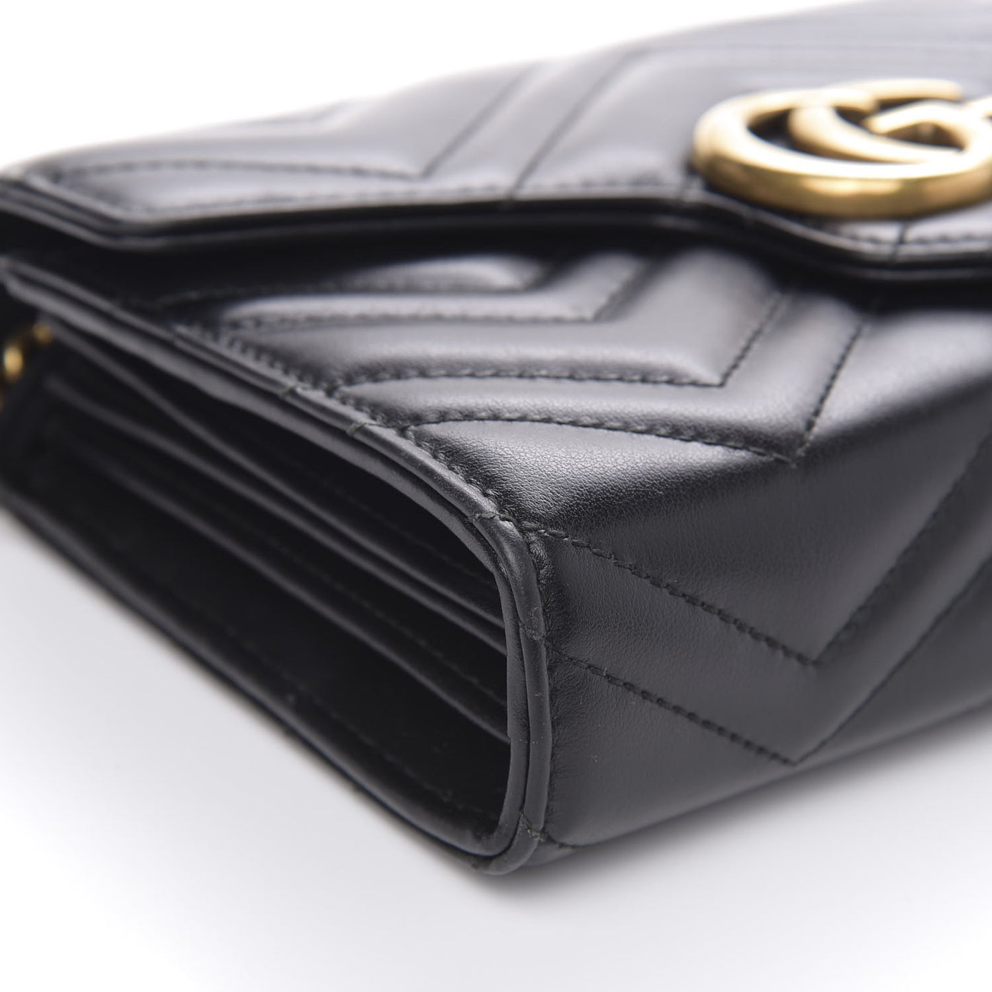 Calfskin Matelasse GG Marmont Chain Wallet Black