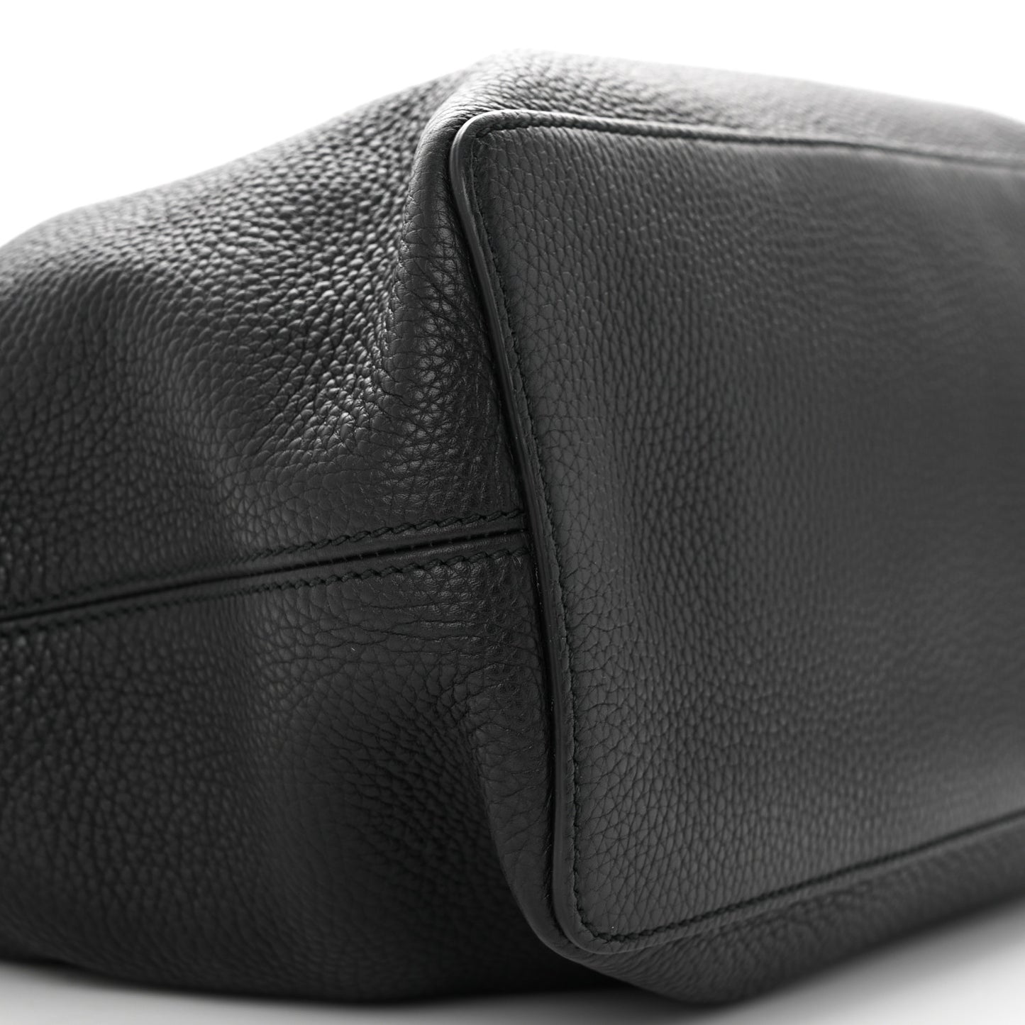 Pebbled Calfskin Large Soho Hobo Black