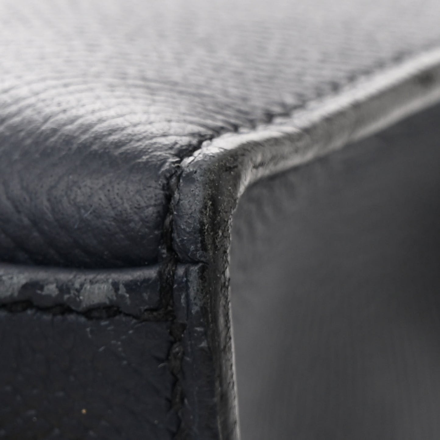 Epsom Kelly Sellier 28 Bleu Nuit