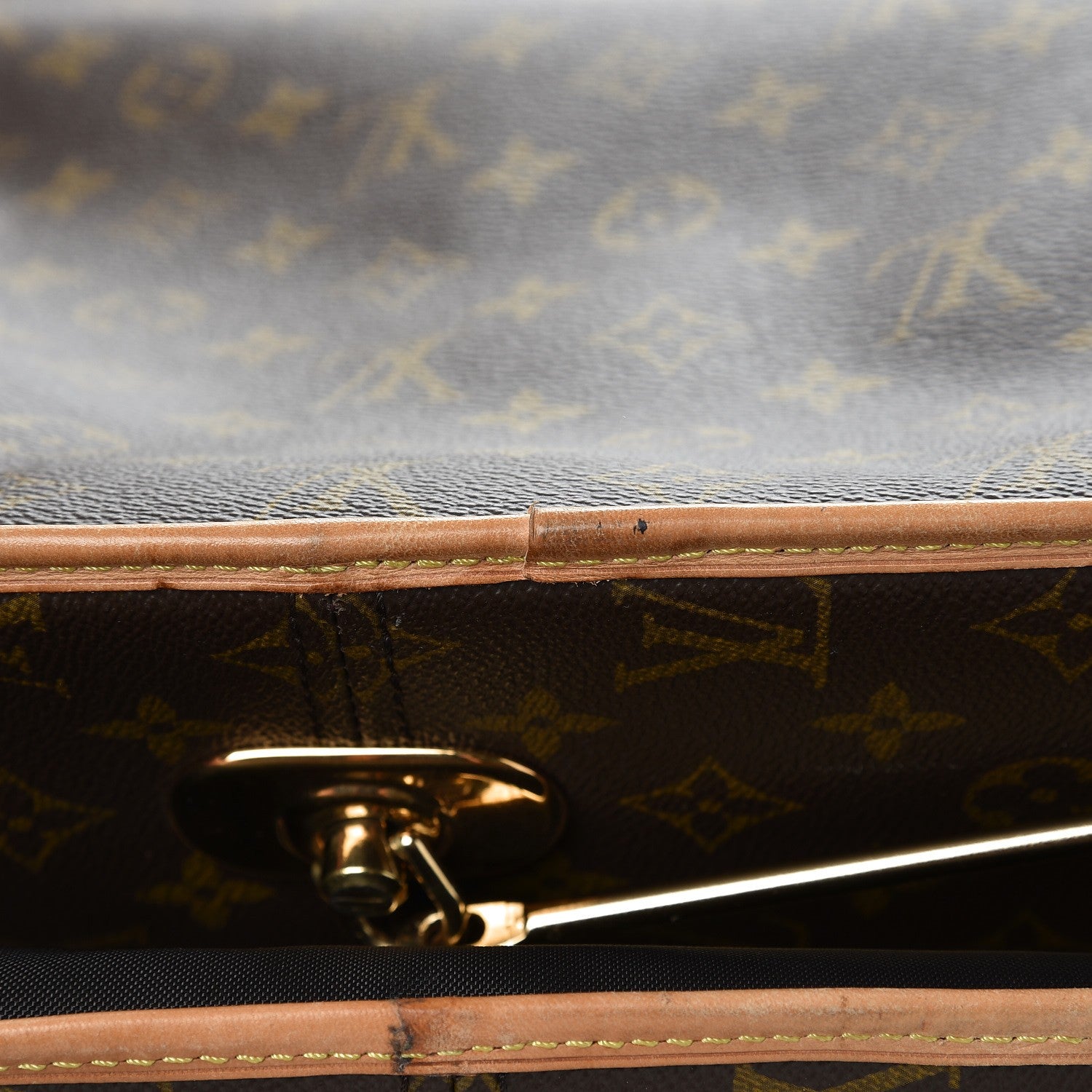 Louis Vuitton Monogram Garment Bag 18 of 24