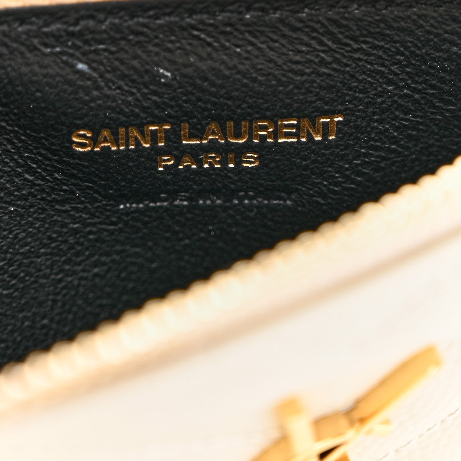 Saint Laurent Grain De Poudre Matelasse Chevron Monogram Fragments Zippered Card Case Blanc Vintage 5 of 6