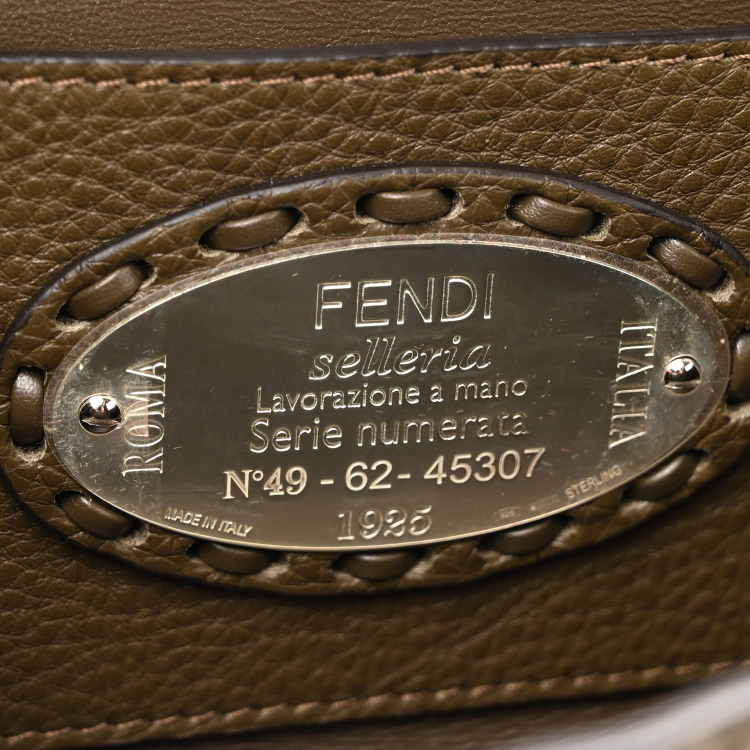 Fendi Cuoio Roma Sellerissima Nappa Sintetica Tape Stitch Mini Baguette Argento 6 of 11