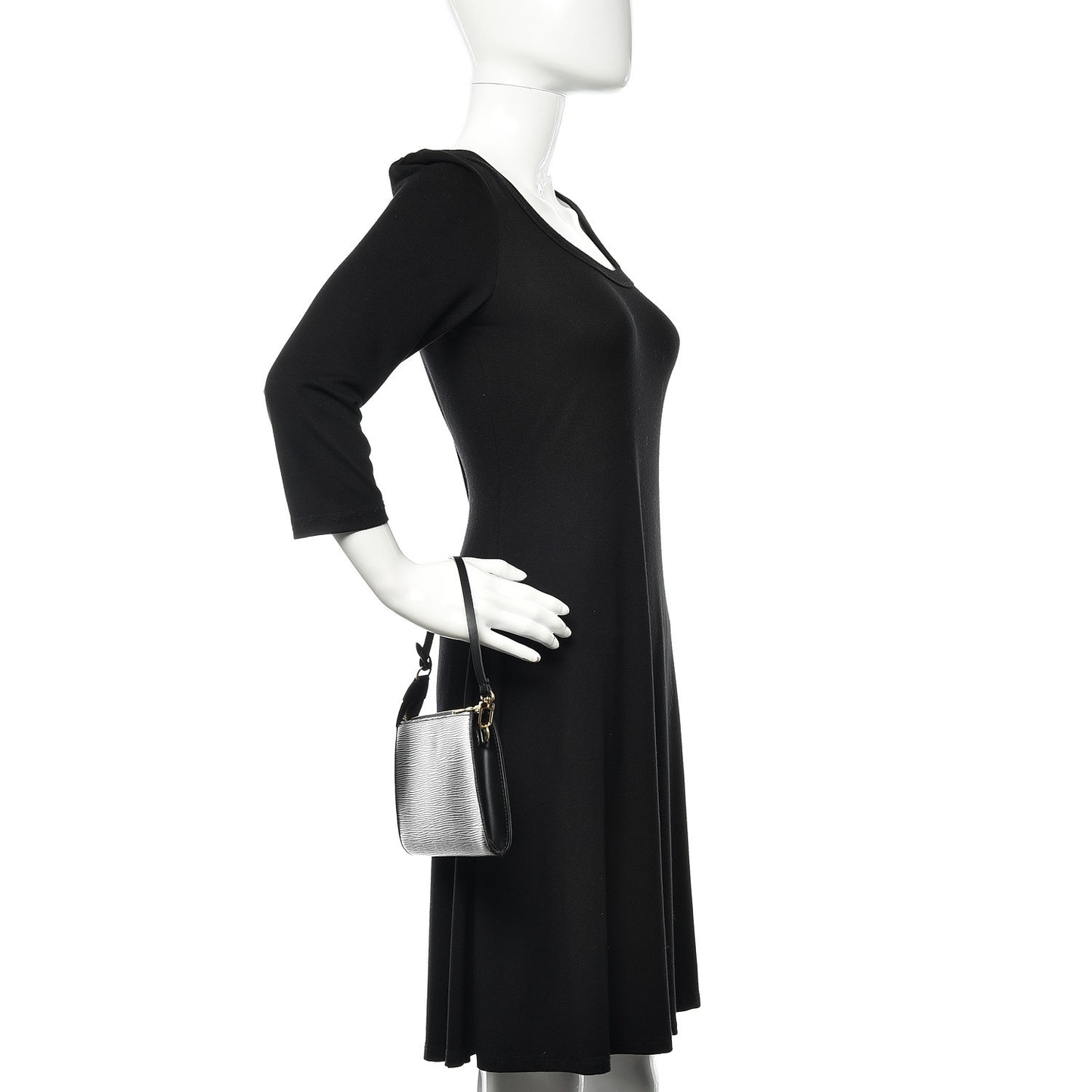 Epi Pochette Accessories 24 Black