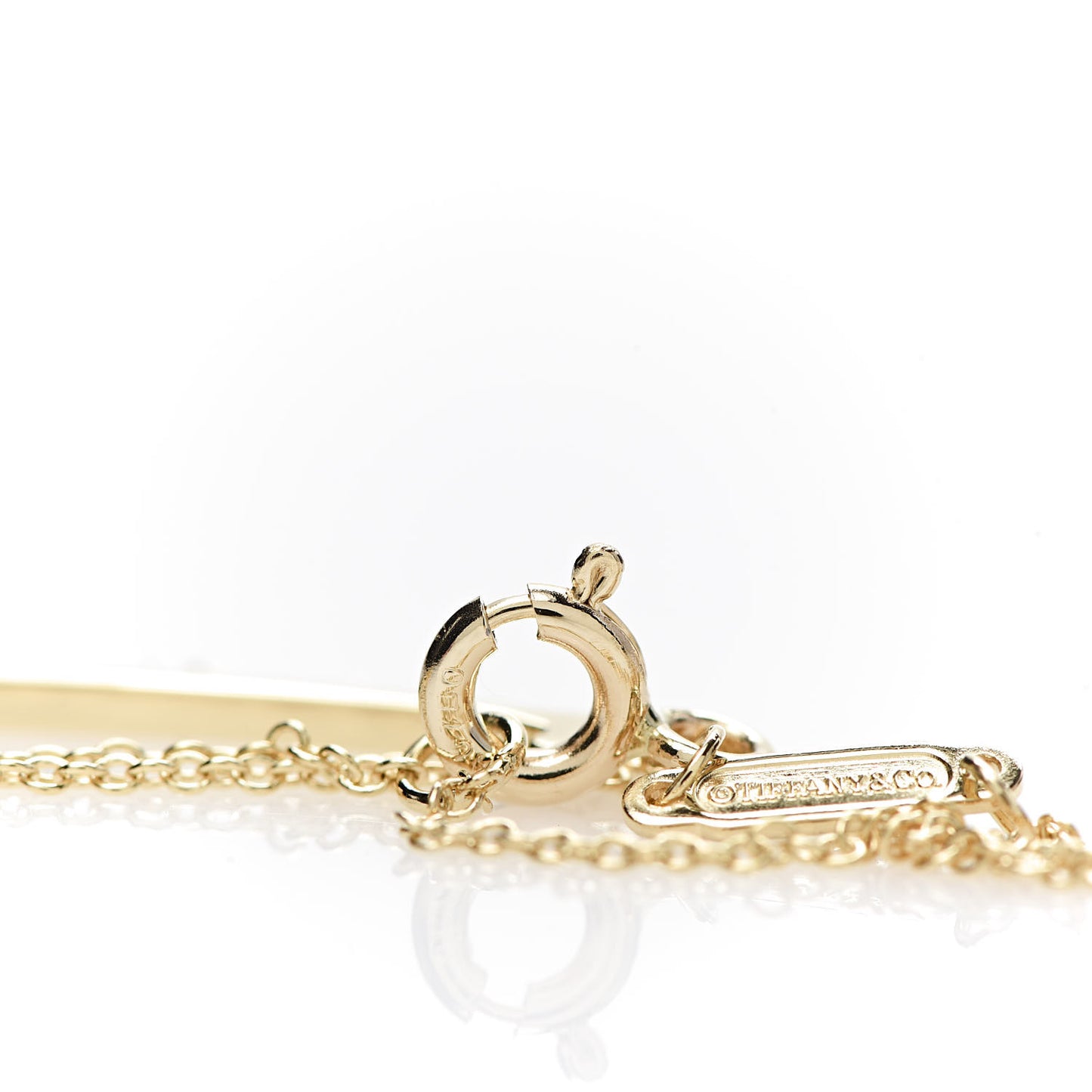 18K Yellow Gold Small T Smile Pendant Necklace
