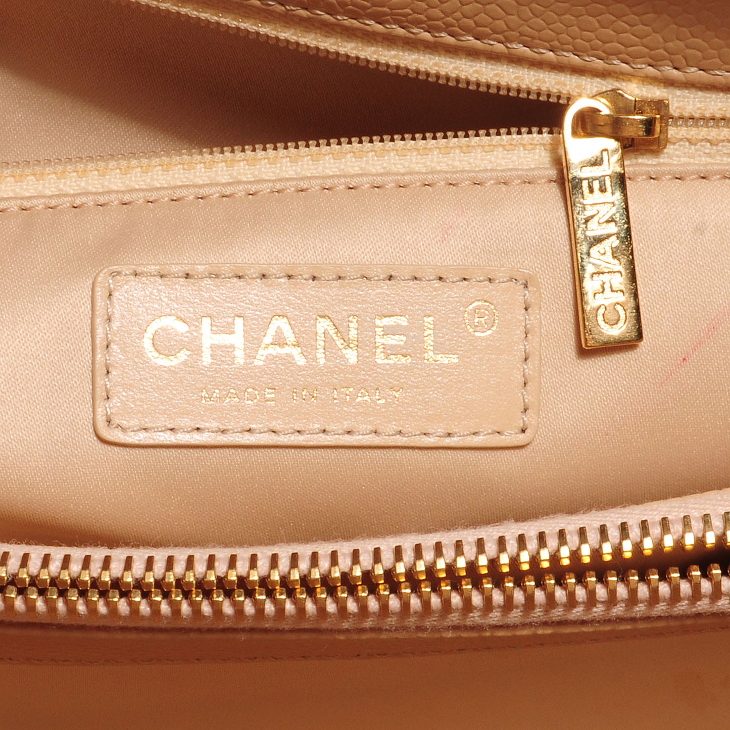 Caviar Grand Shopping Tote GST Beige Clair