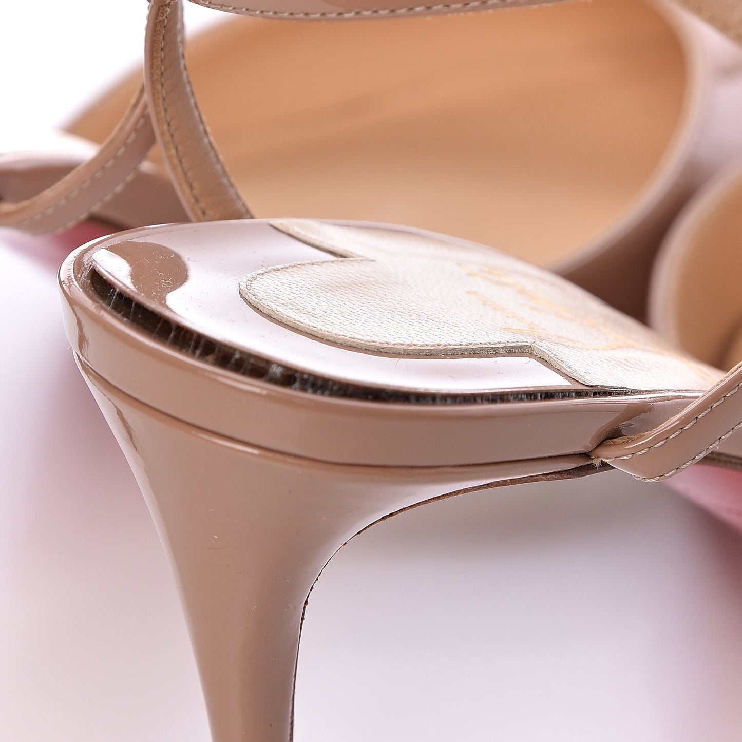 Patent Riverina 85 Pumps 37.5 Nude