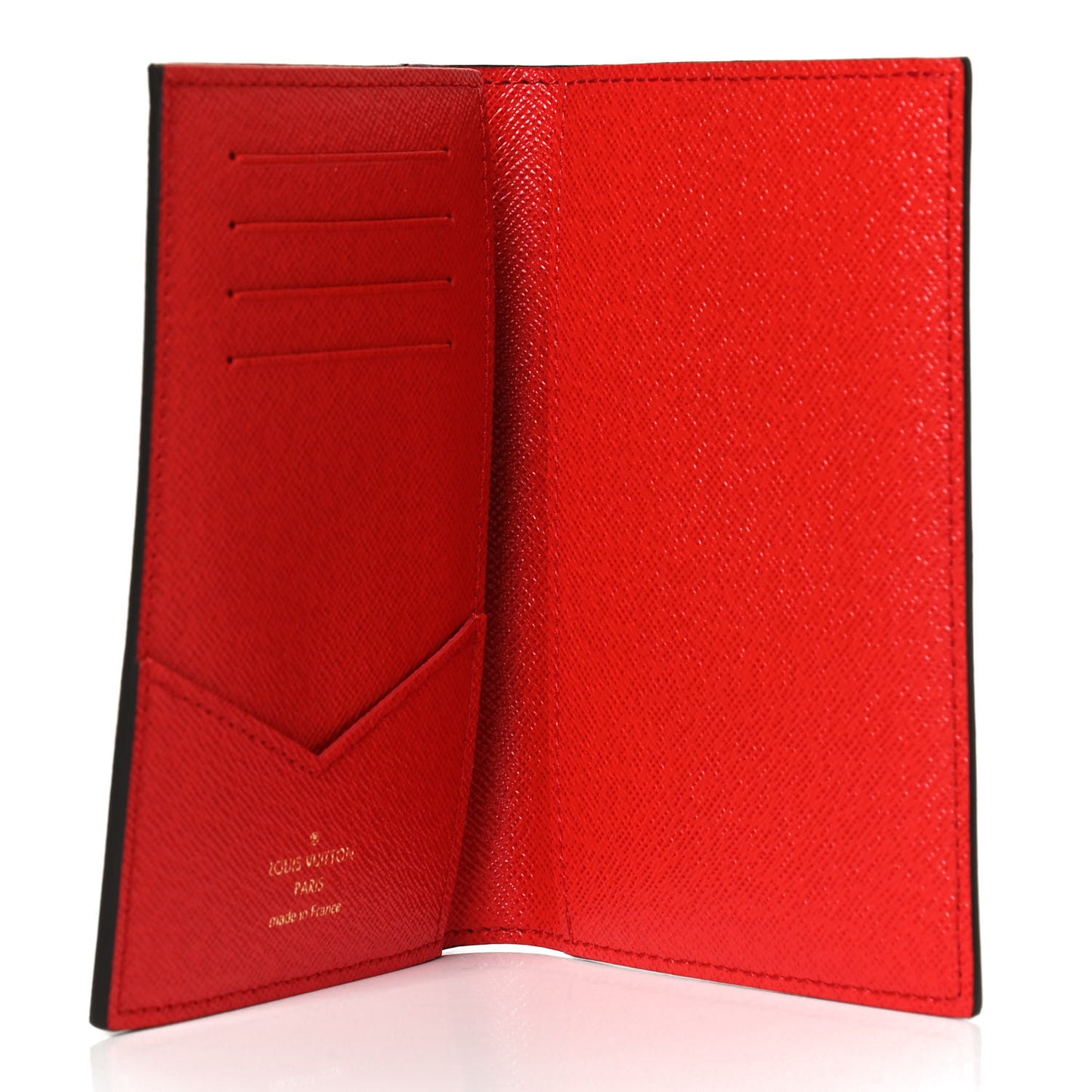 Monogram 2019 Christmas Animation Passport Cover Rouge