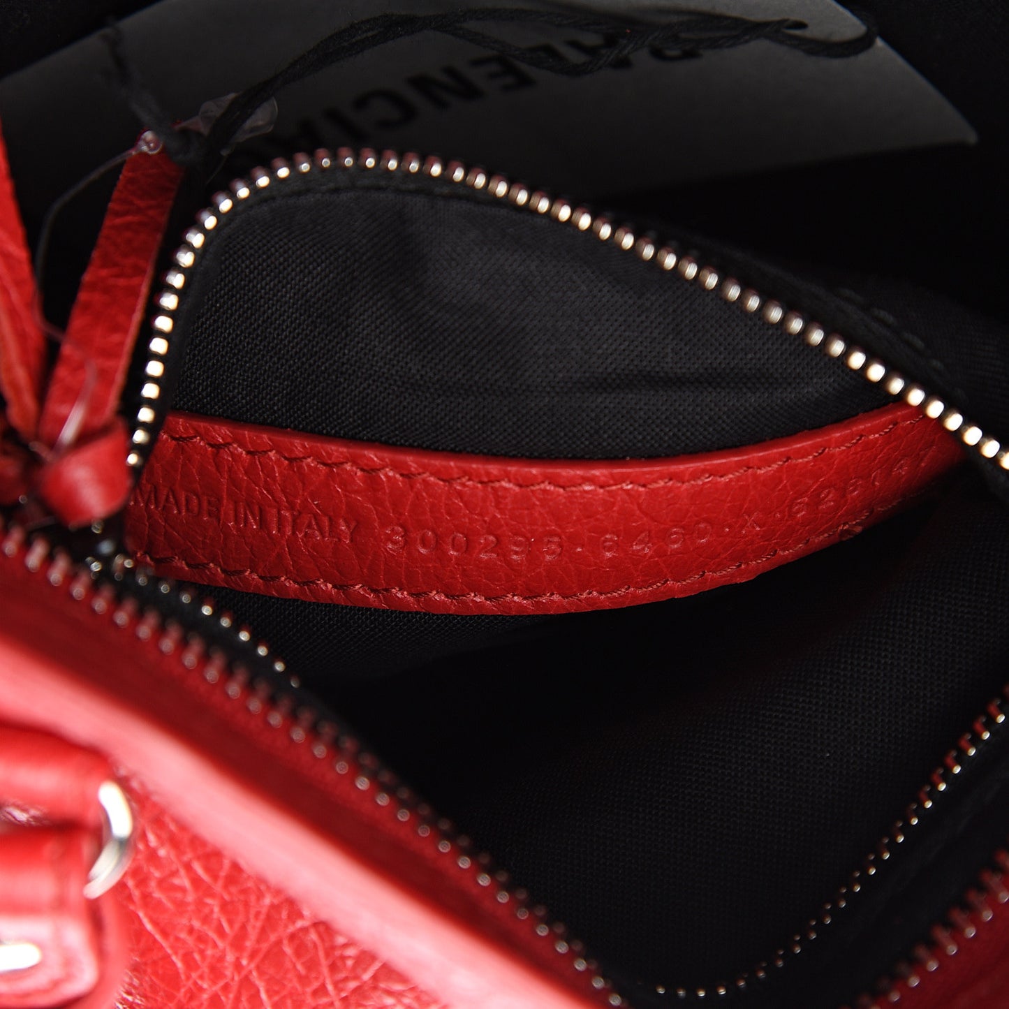 Agneau Classic Silver Hardware Mini City Logo Strap Rouge Cardinal Black