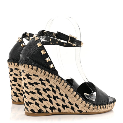Valentino Garavani Grained Calfskin Rockstud Ankle Strap Espadrille 15/105mm Wedge Sandals 39 Black Natural 4 of 9