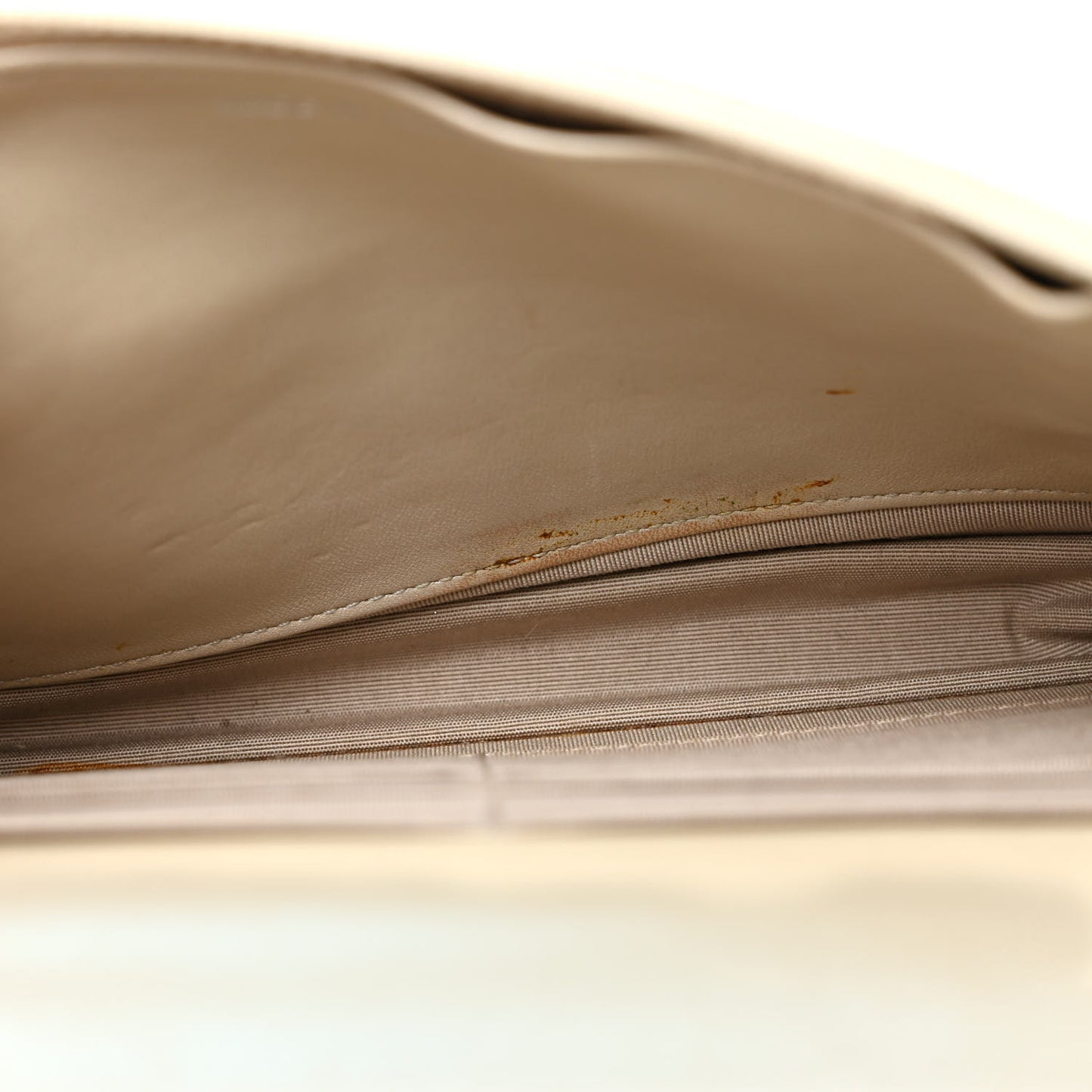 Caviar Sevruga Wallet on Chain WOC Beige