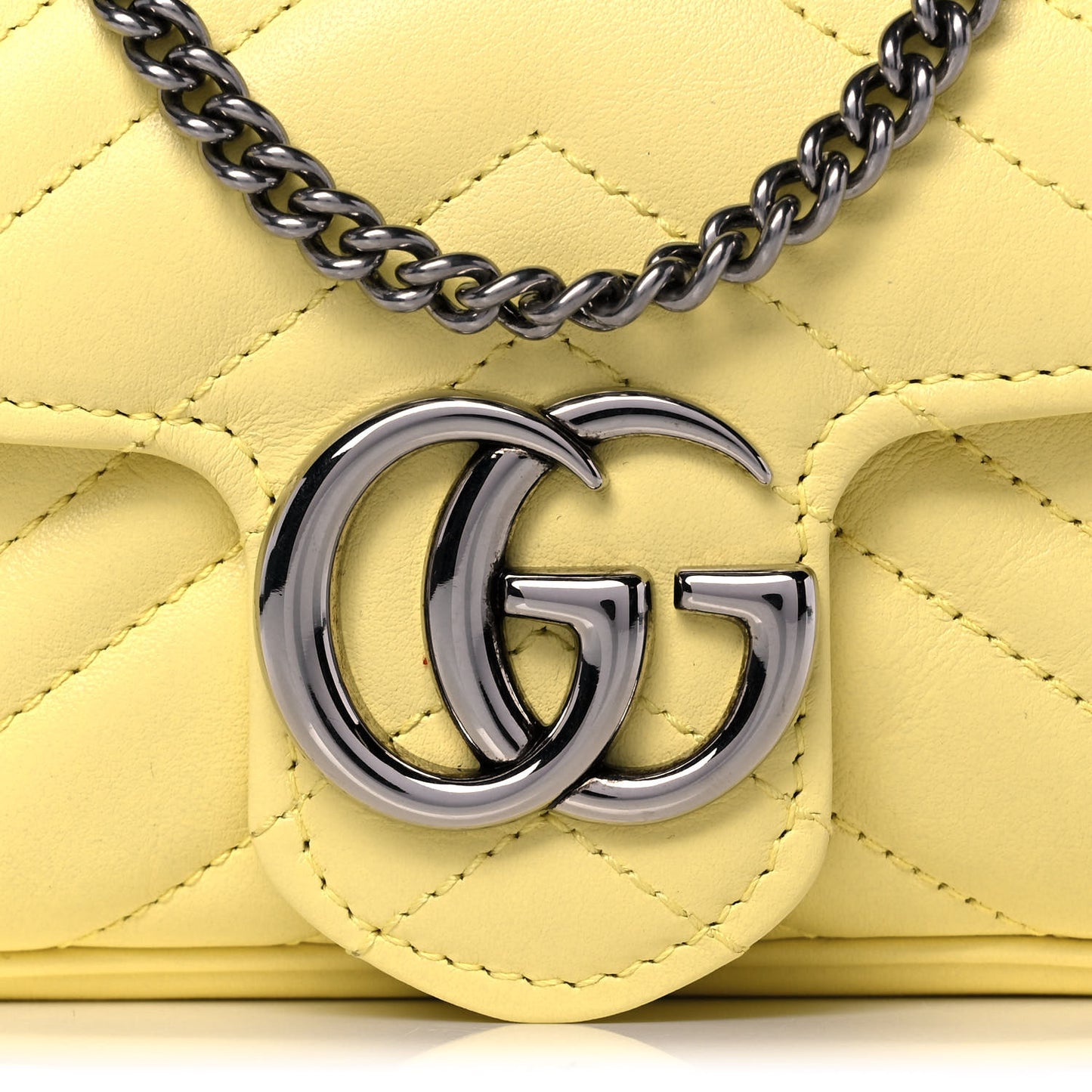 Calfskin Matelasse Super Mini GG Marmont Shoulder Bag Banana