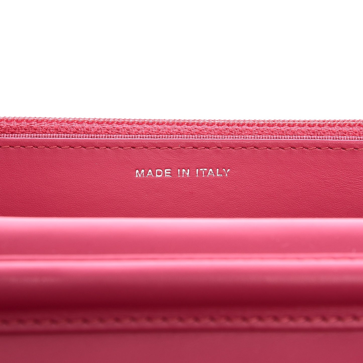 Patent Quilted Wallet On Chain WOC Fuchsia
