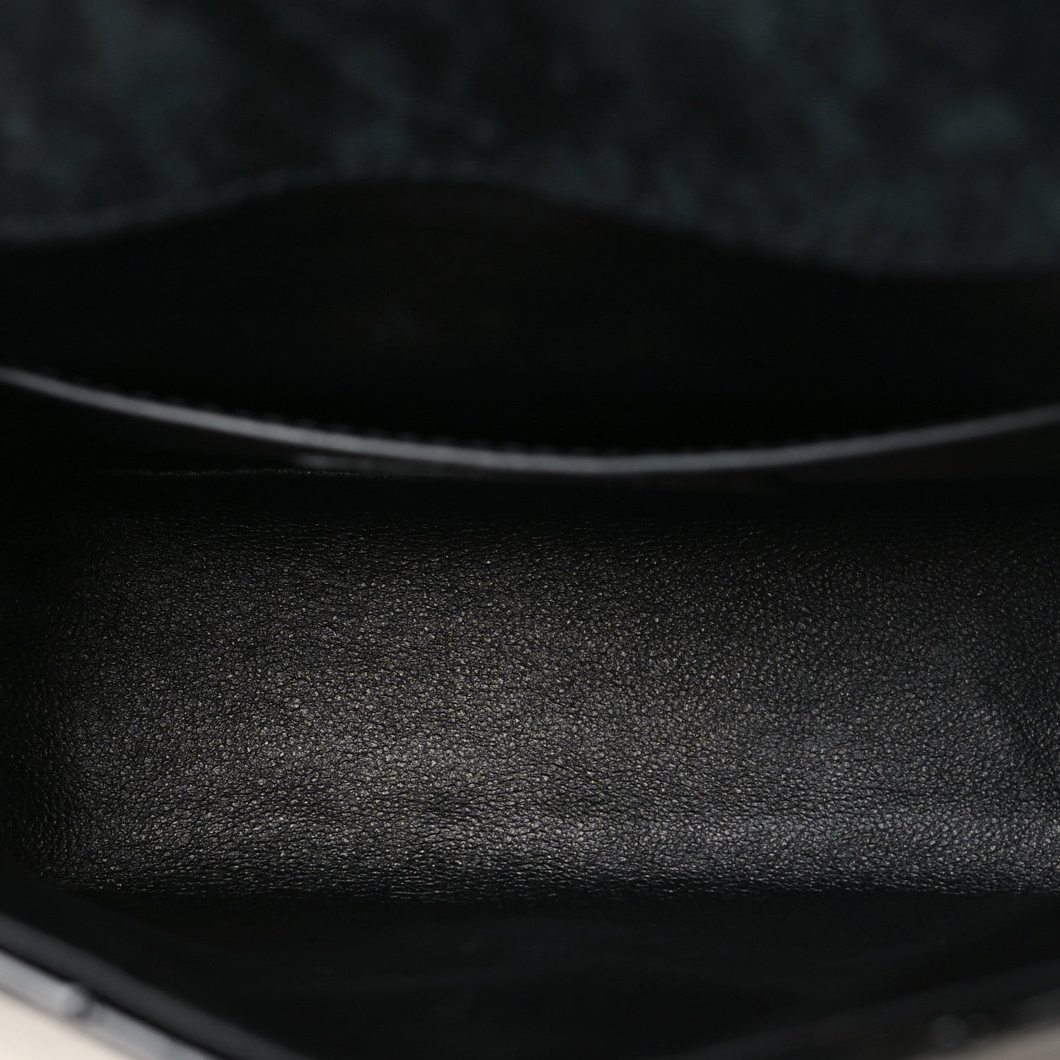 Saint Laurent Patent Calfskin Matelasse Monogram Small Vicky Chain Bag Black 5 of 10