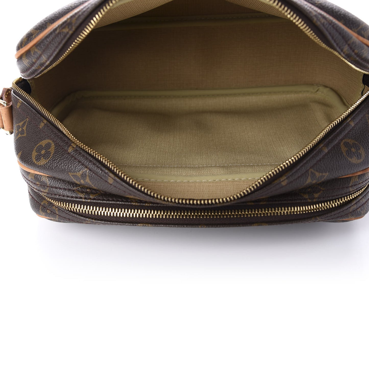 Monogram Reporter PM