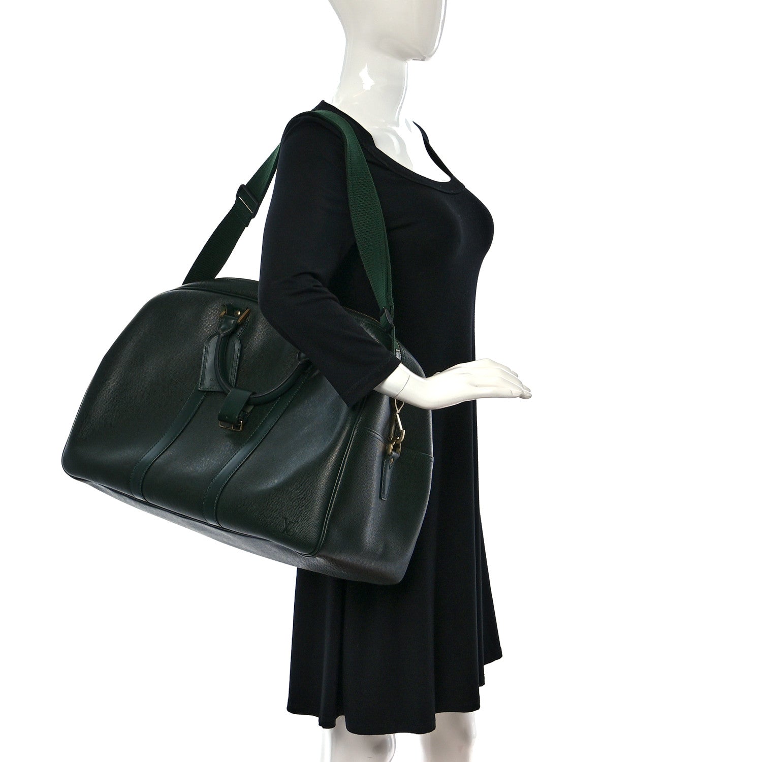 Louis Vuitton Taiga Kendall PM Epicea 2 of 12