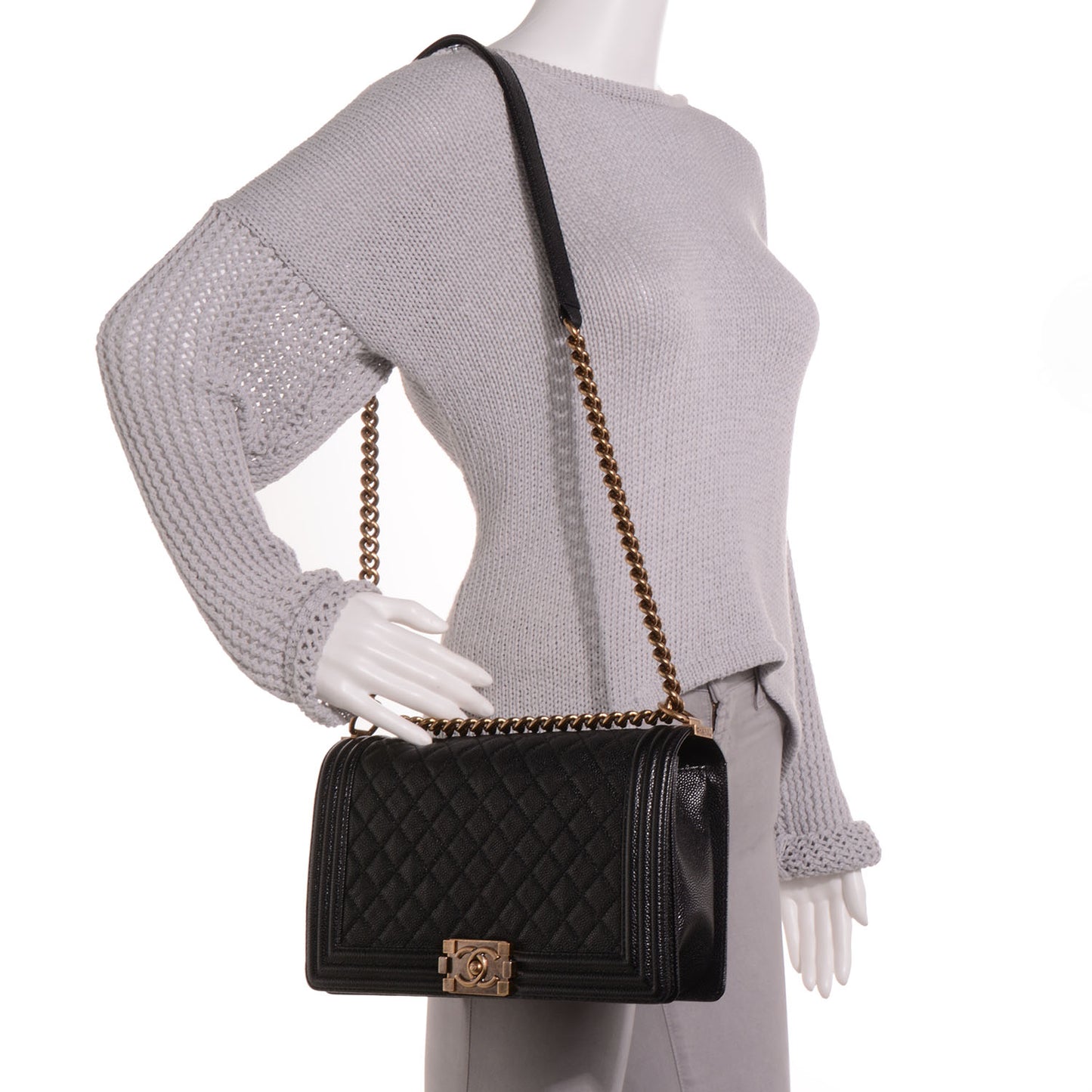 Caviar Medium Boy Flap Bag Black