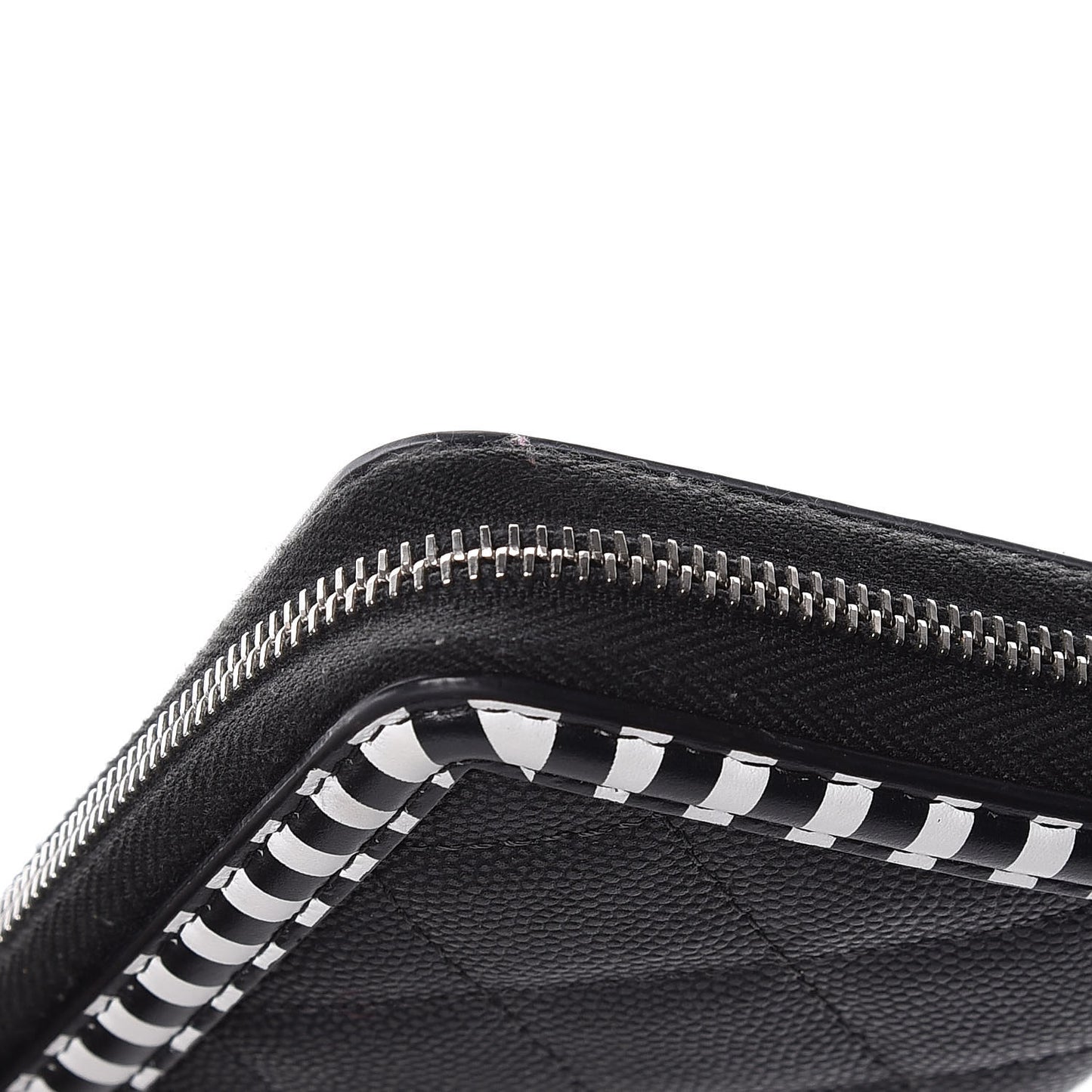 Caviar Quilted Stripe Filigree Zip Wallet Black White