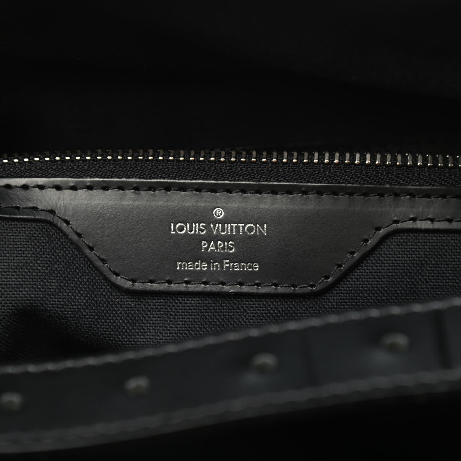 Louis Vuitton Damier Graphite Neo Greenwich 5 of 7