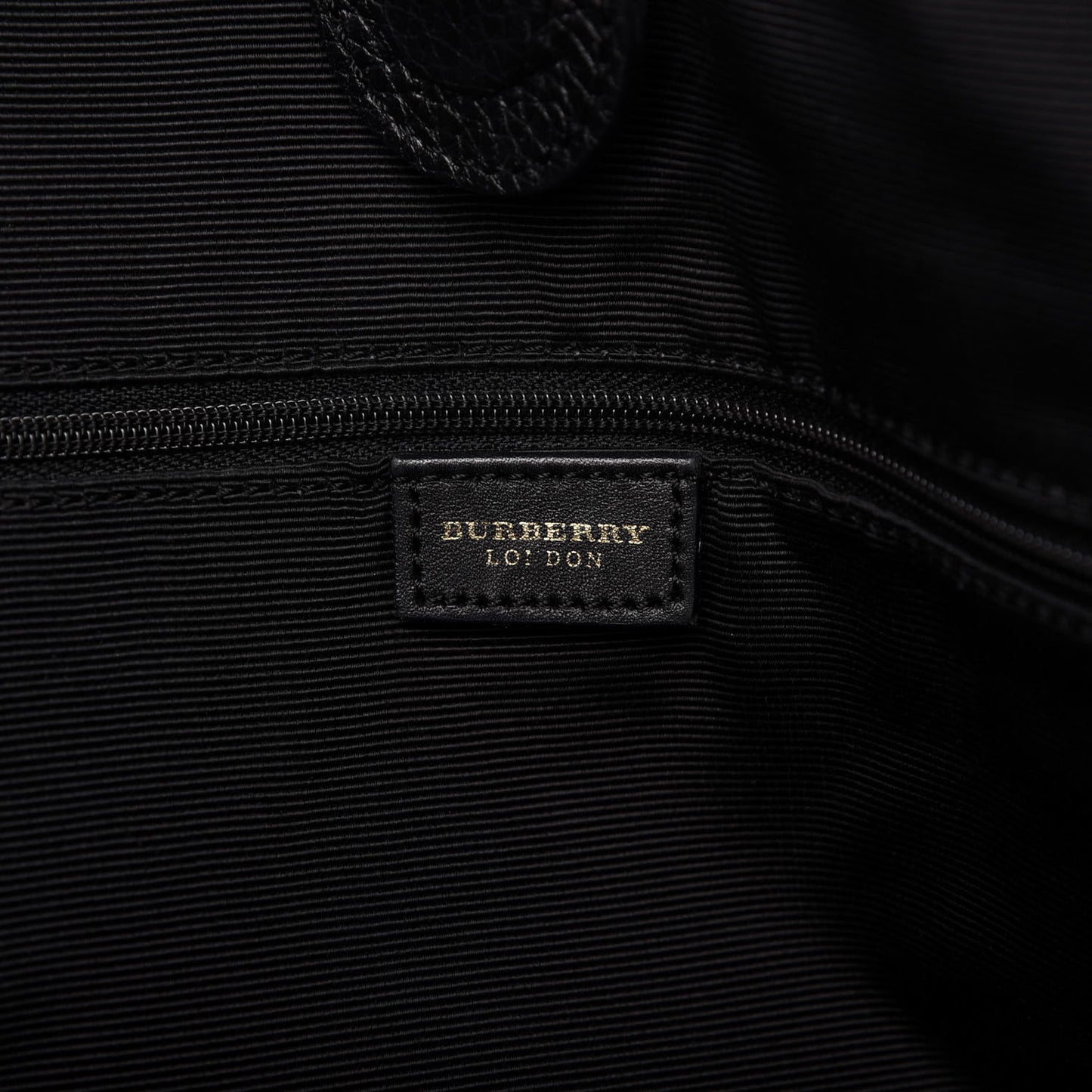 Signature Grain Calfskin Check Embossed Tote Black