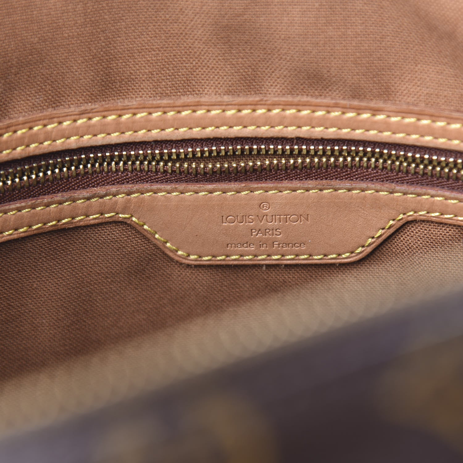 Louis Vuitton Monogram Cabas Mezzo 6 of 11