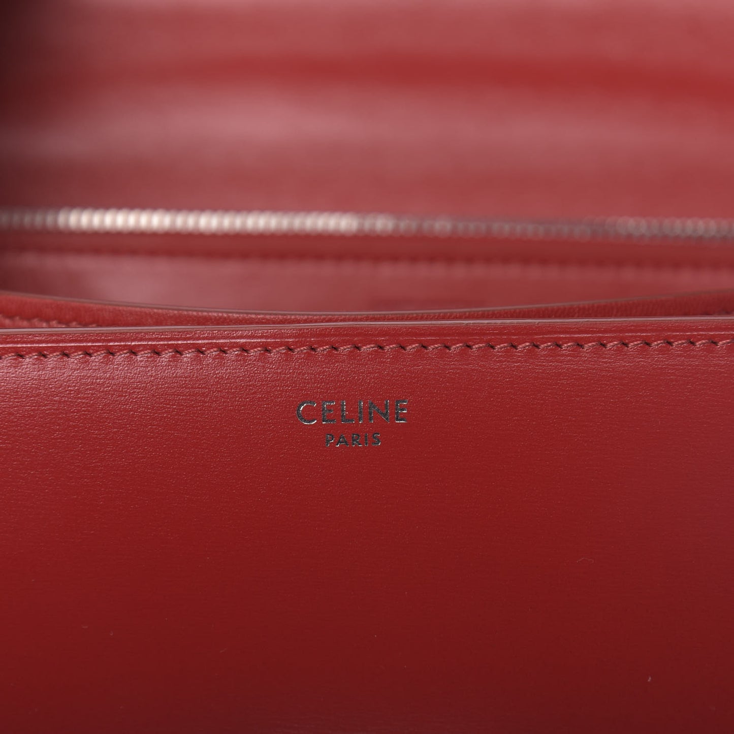 Box Calfskin Medium Classic Box Flap Bag Red