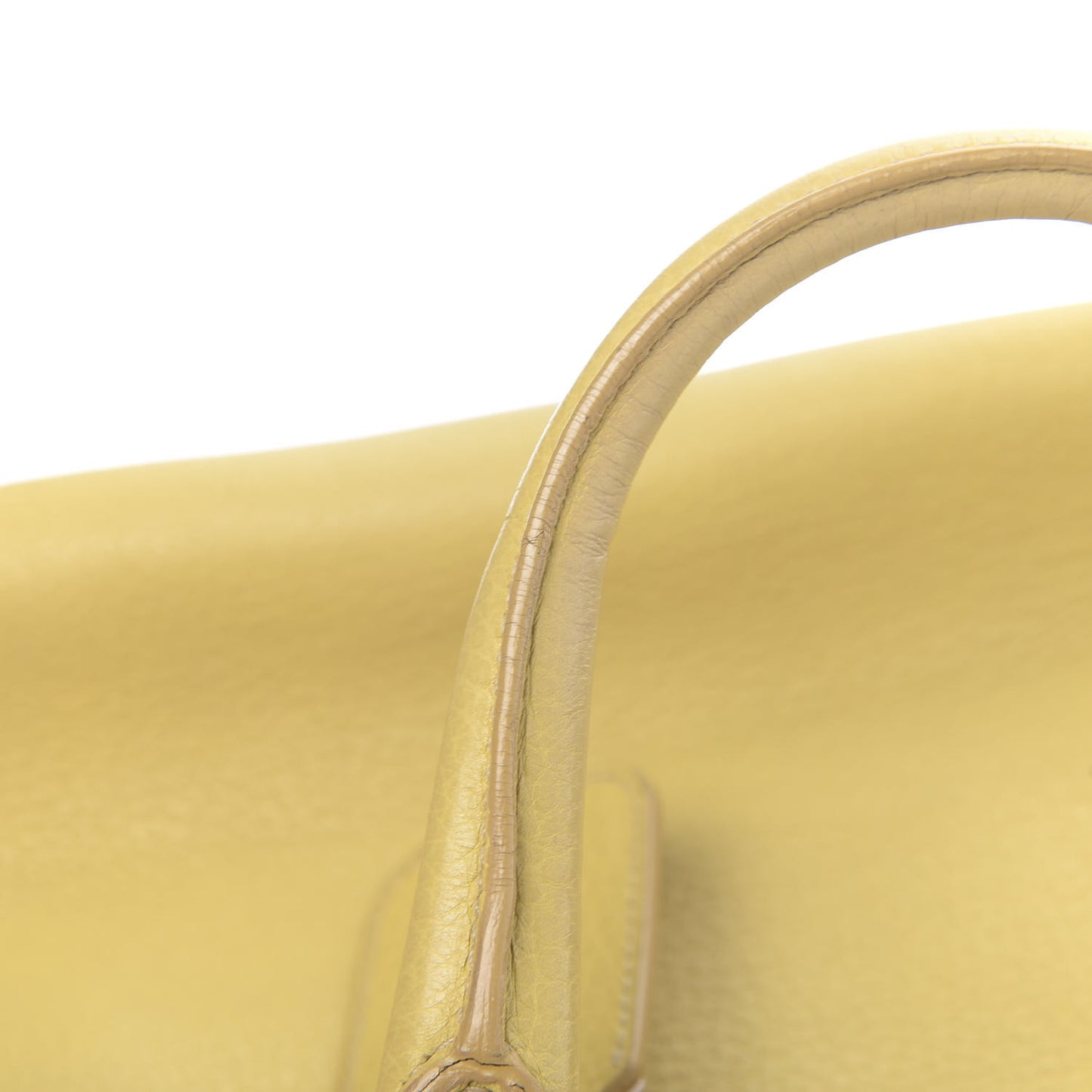 Vitello Daino Satchel Ananas