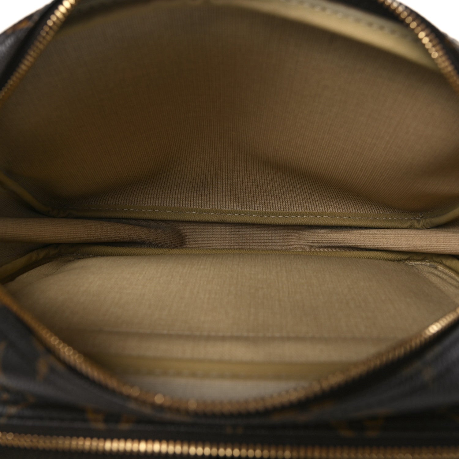 Louis Vuitton Monogram Reporter PM 5 of 9