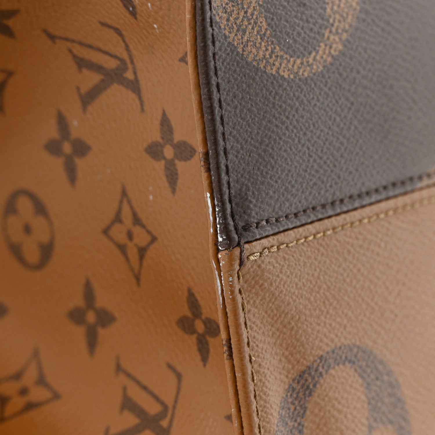 Louis Vuitton Reverse Monogram Giant Onthego MM 12 of 17