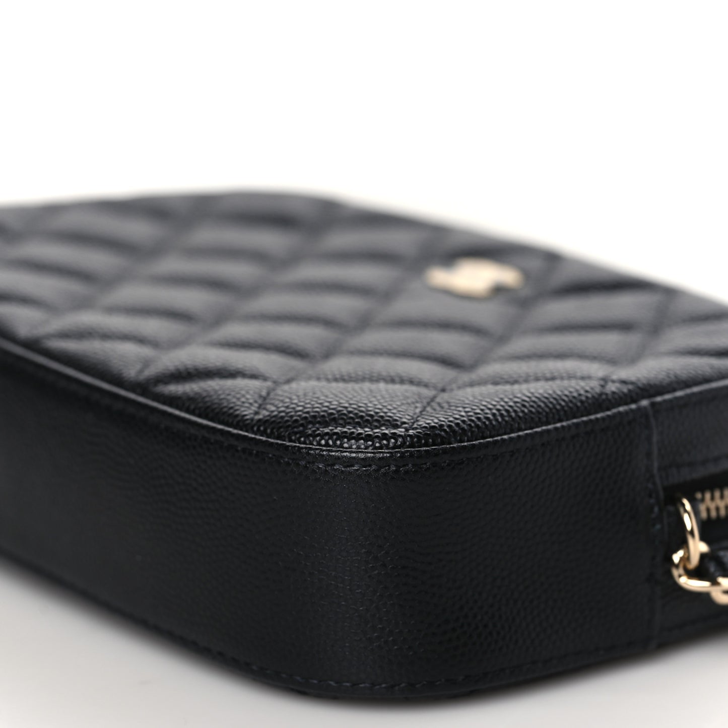 Caviar Quilted Vanity With Chain Black