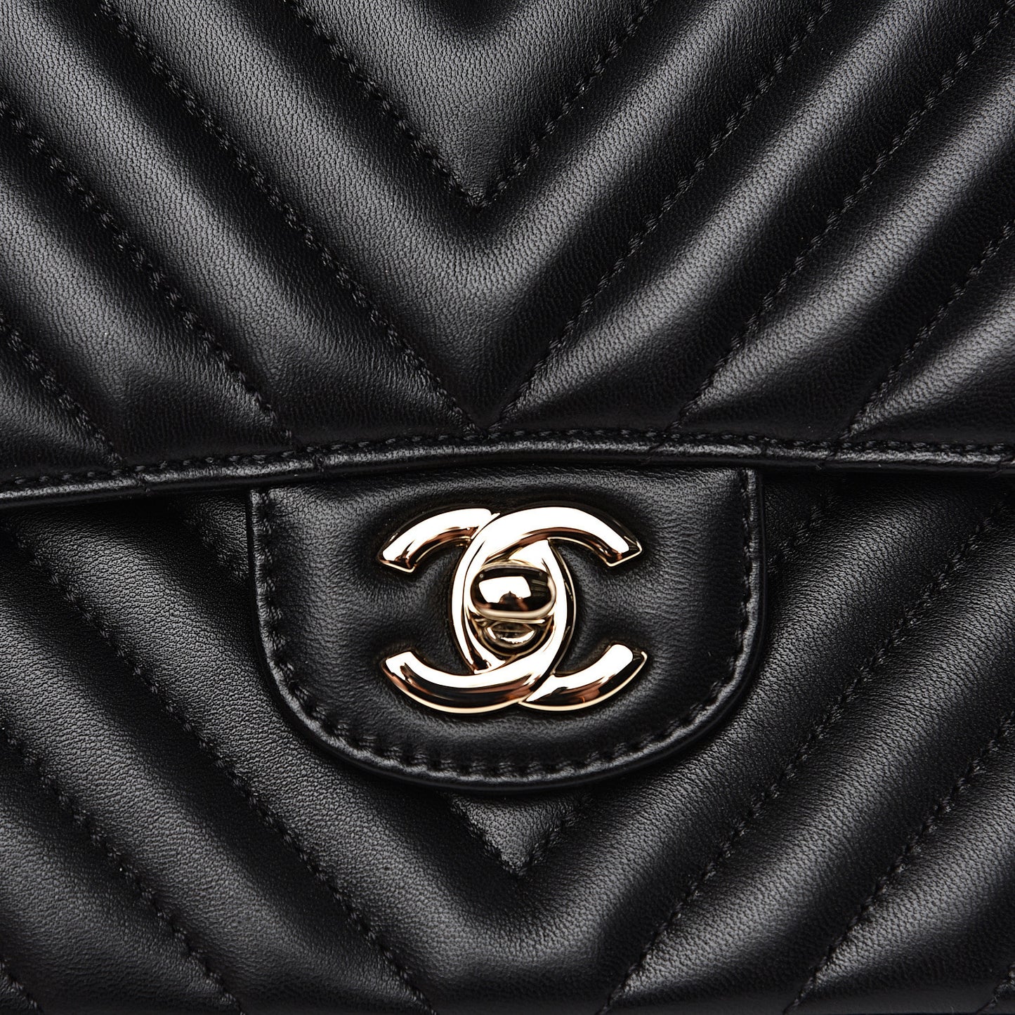 Lambskin Chevron Quilted Medium Double Flap Black