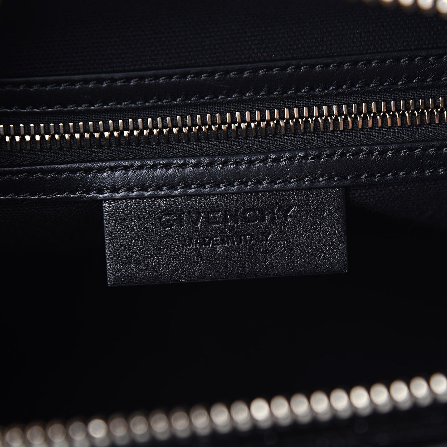 Calfskin Crocodile Embossed Small Antigona Black