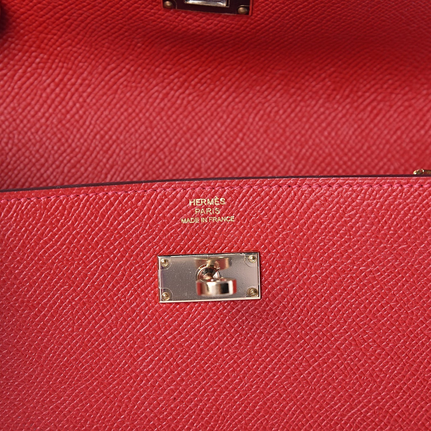 Epsom Kelly Longue Wallet Rouge Casaque