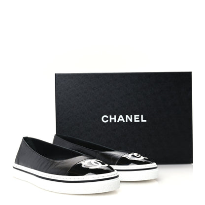 Chanel Crumpled Shiny Lambskin Patent Calfskin CC Ballet Flats 37.5 Black 10 of 10