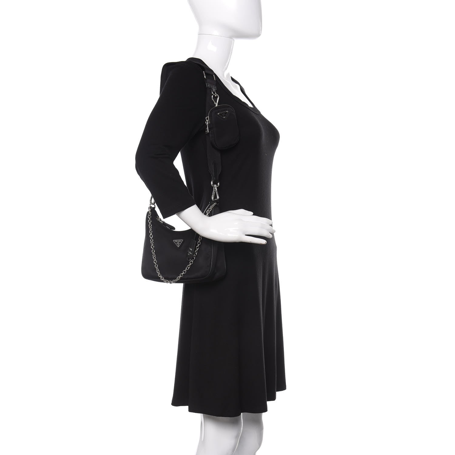 Prada Nylon Re-Edition 2005 Shoulder Bag Black 2 of 10