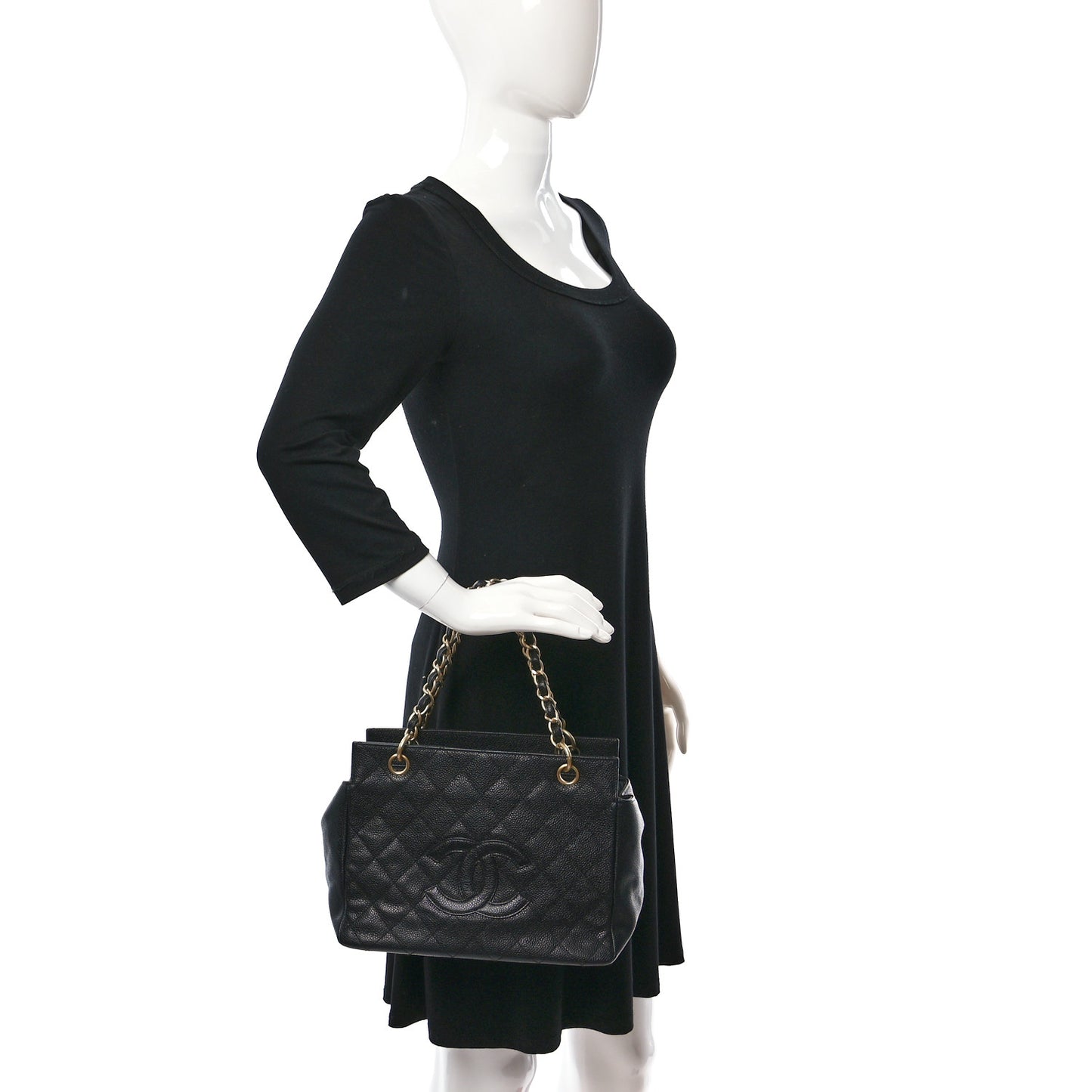 Caviar Quilted Petit Timeless Tote PTT Black