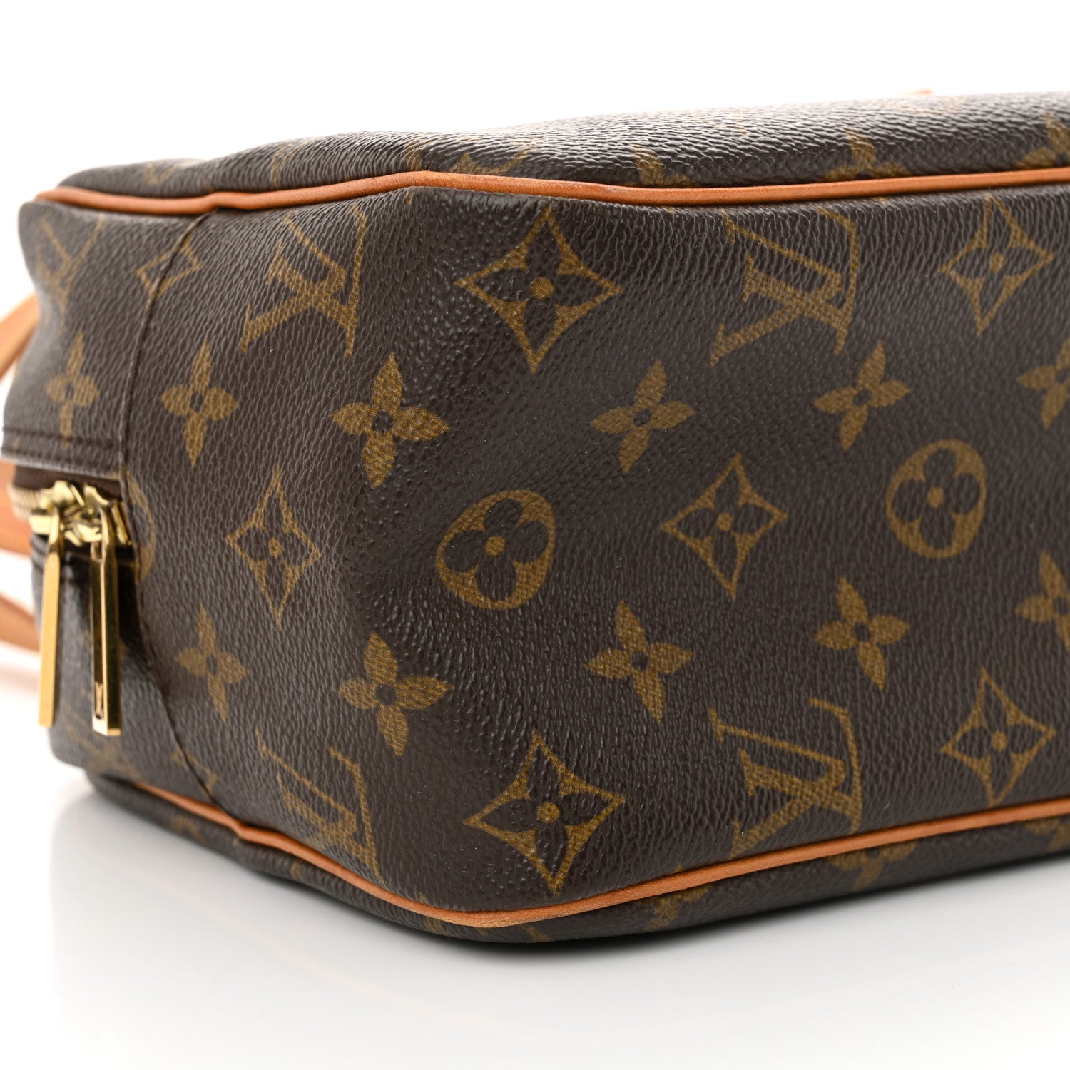Louis Vuitton Monogram Cite MM 8 of 13
