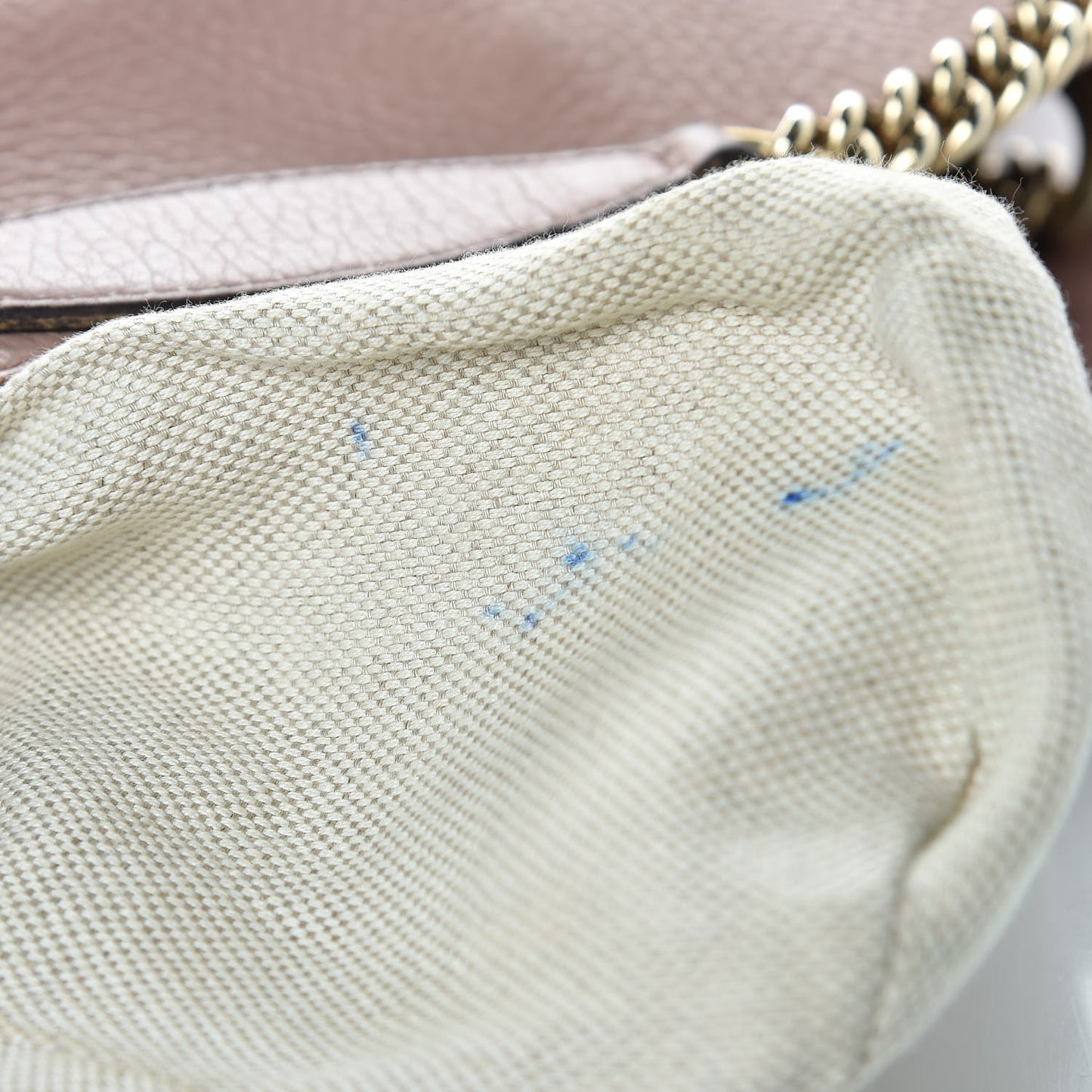 Pebbled Calfskin Medium Soho Chain Shoulder Bag Dark Cipria