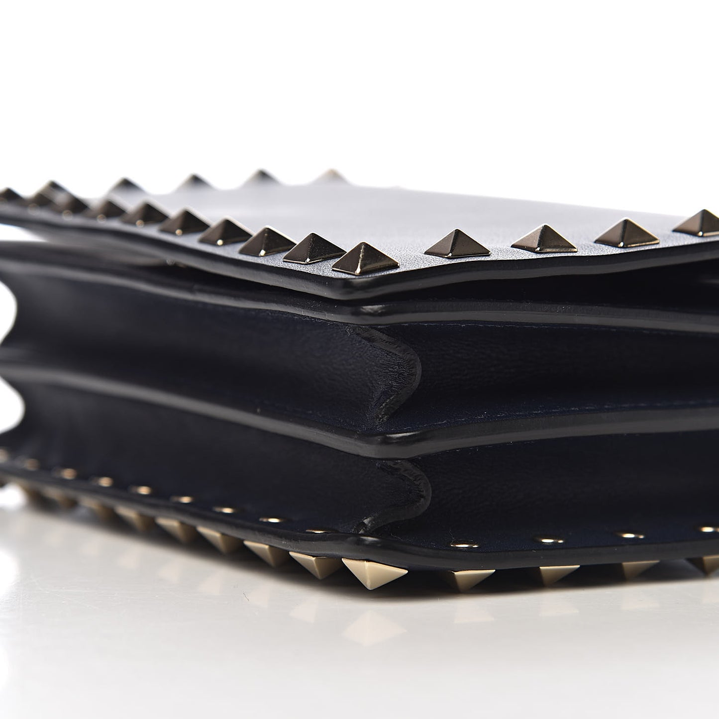 Calfskin Rockstud Wallet on Chain Marine