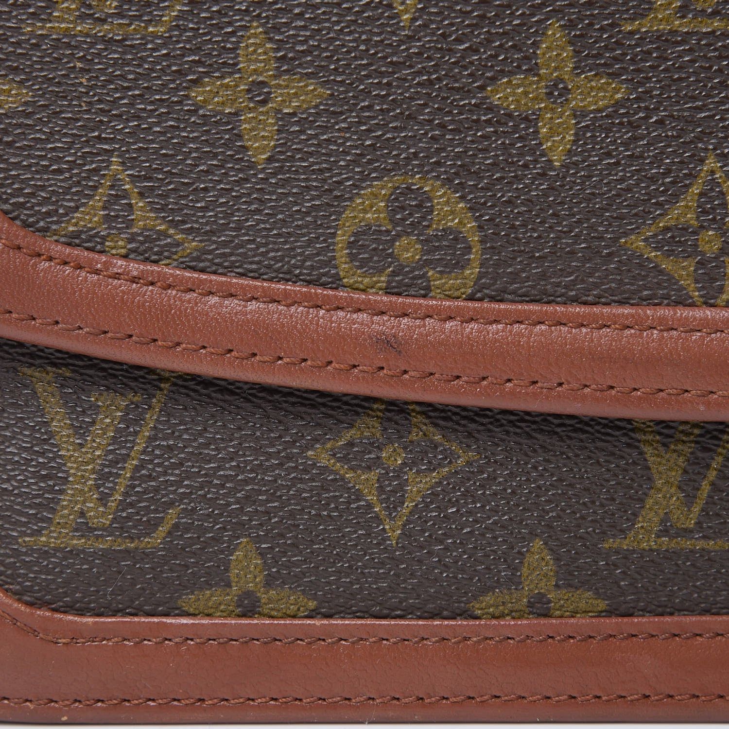 Louis Vuitton Monogram Pochette Dame 29 17 of 19
