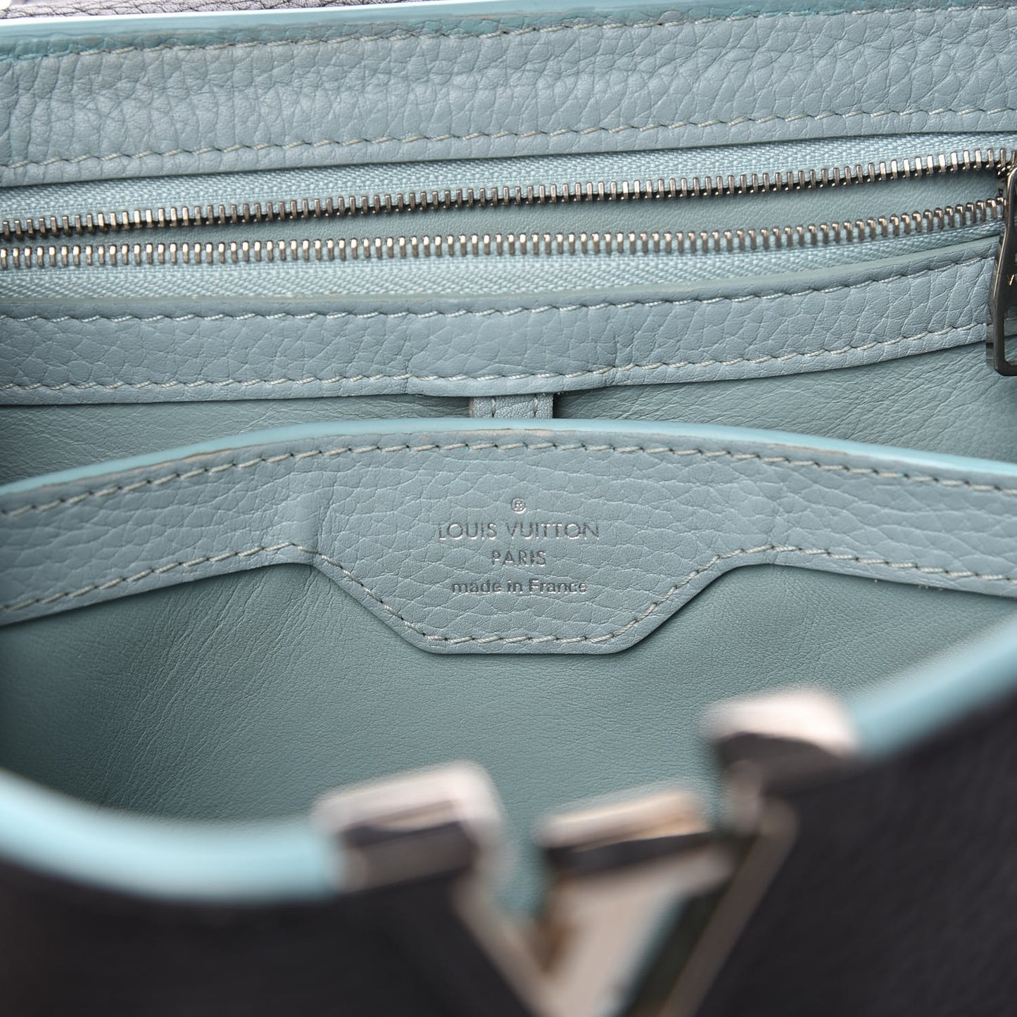 Taurillon Capucines BB Black Turquoise