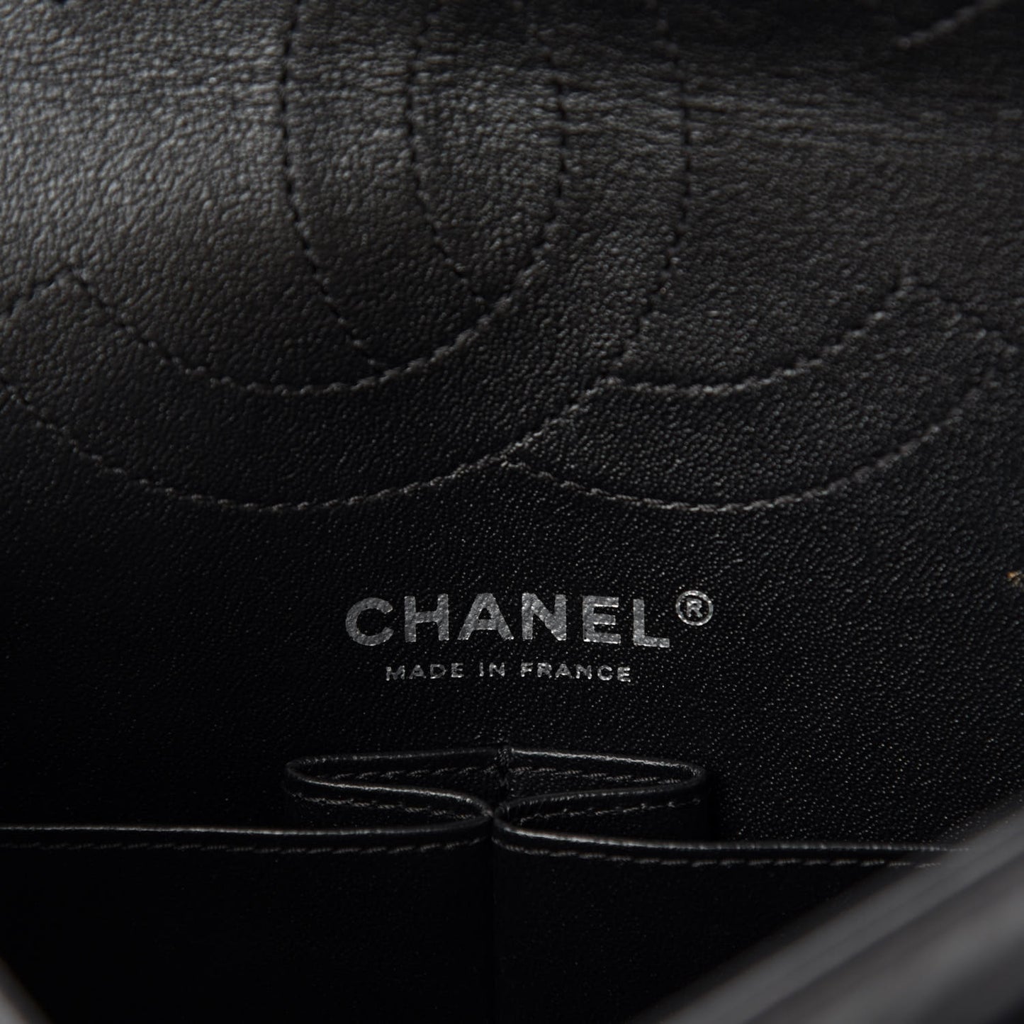 Aged Calfskin Chevron Quilted 2.55 Reissue 225 Flap So Black
