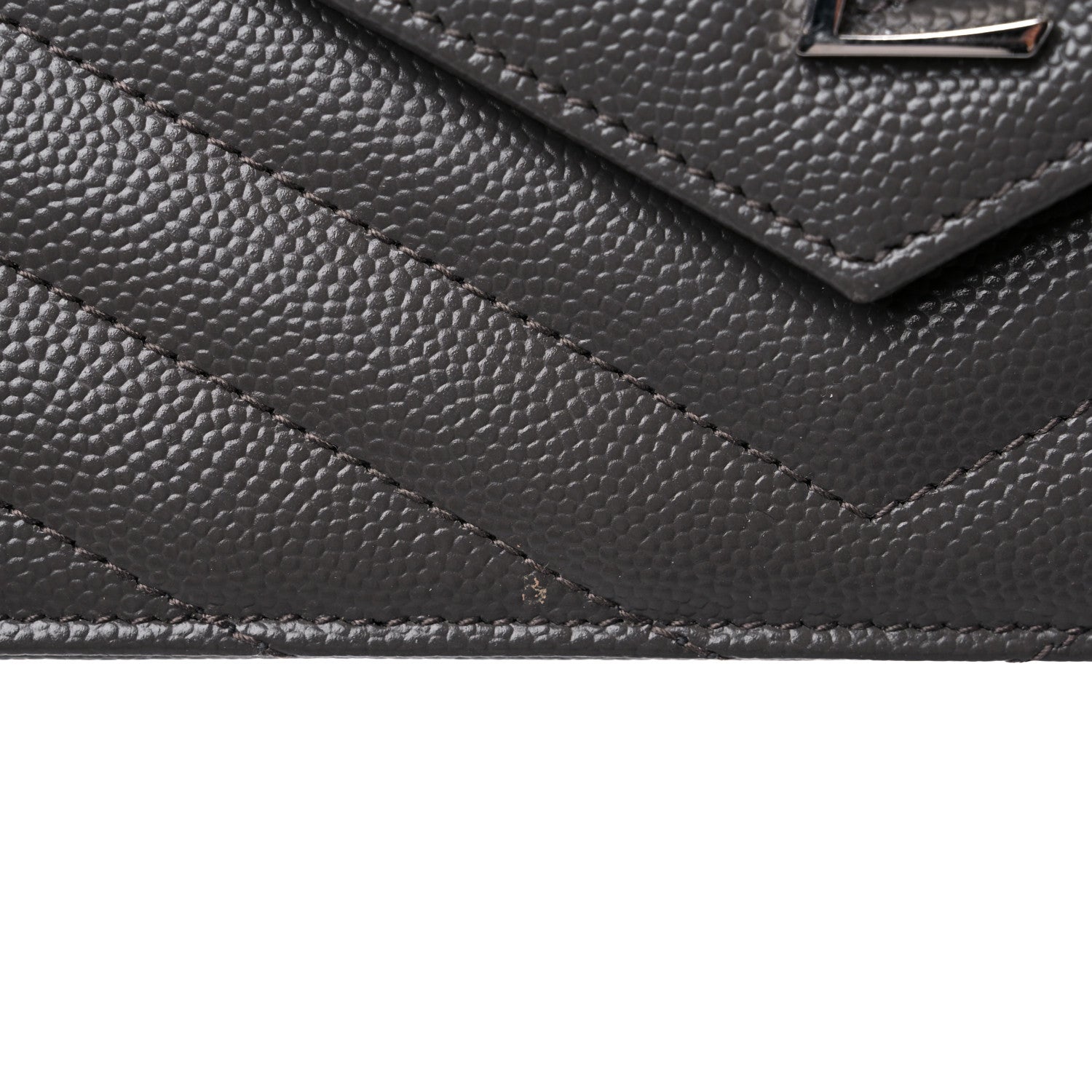 Saint Laurent Grain De Poudre Matelasse Chevron Monogram Envelope Chain Wallet Gray 12 of 13