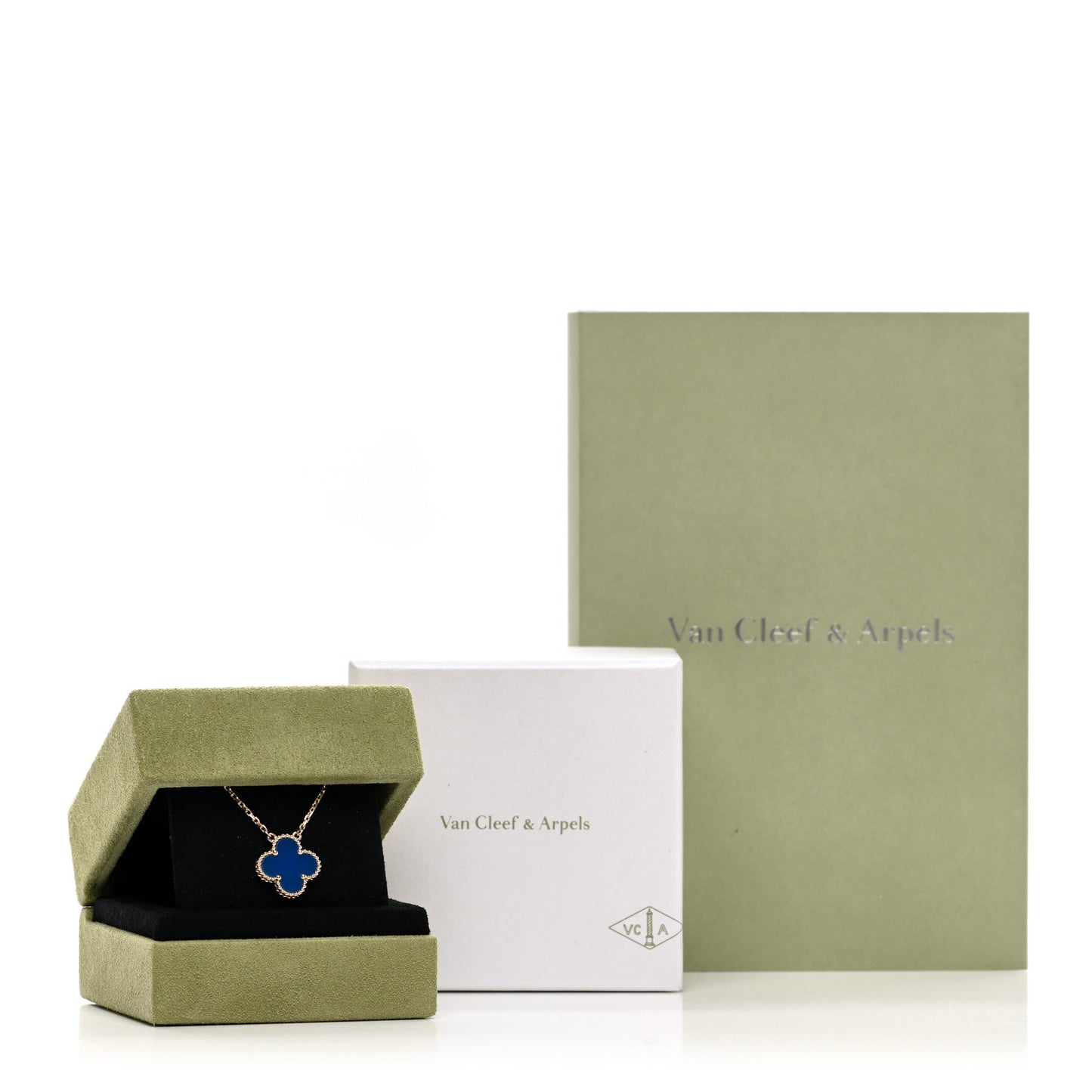 18K Yellow Gold Blue Agate Vintage Alhambra Pendant Necklace