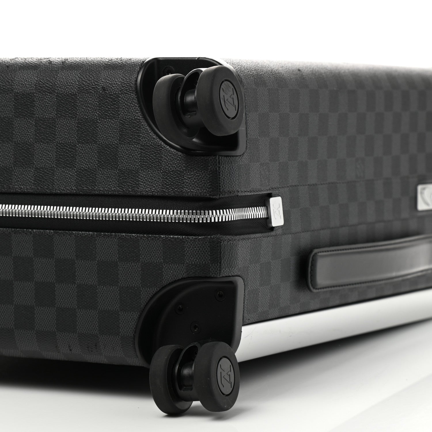 Louis Vuitton Damier Graphite Horizon 55 9 of 12