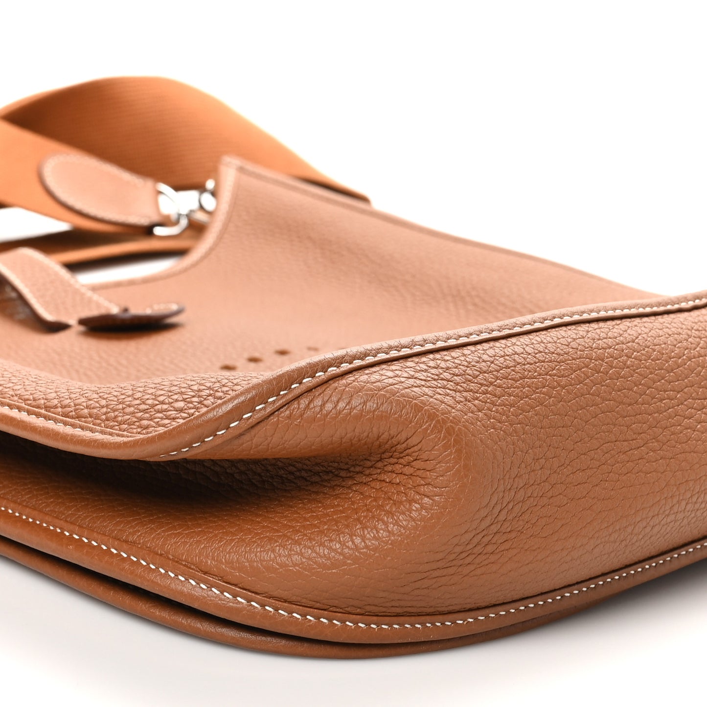 Taurillon Clemence Evelyne III GM Gold
